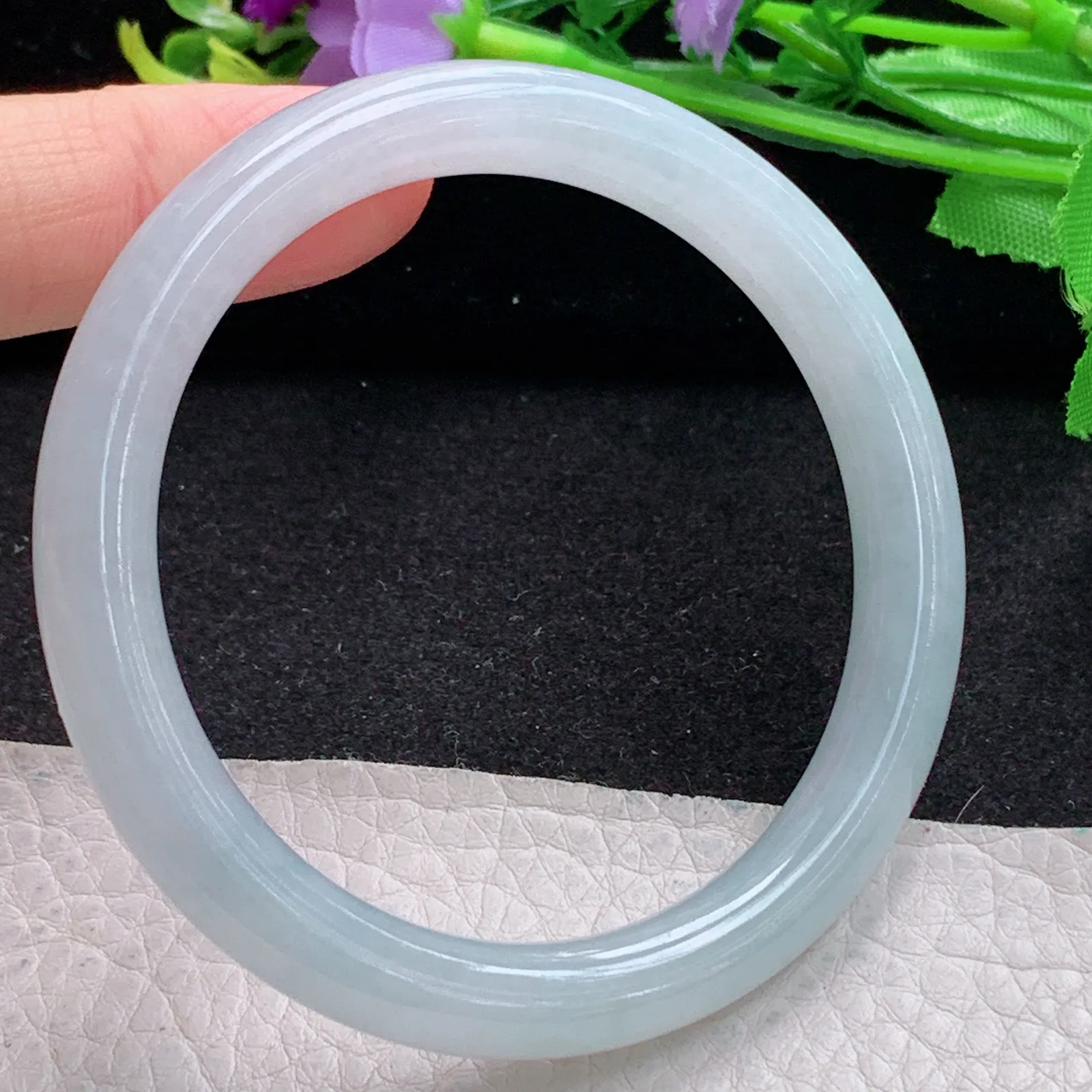 xx自然光55*8.5*8叮当镯 缅甸翡翠玉手镯冰纯白月光圆条玉手环 美人镯