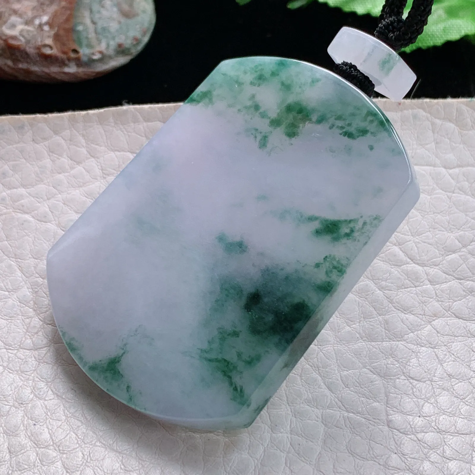 mut自然光55.8*41.8*6.3天然缅甸翡翠冰飘花平安无事牌玉吊坠 玉挂件