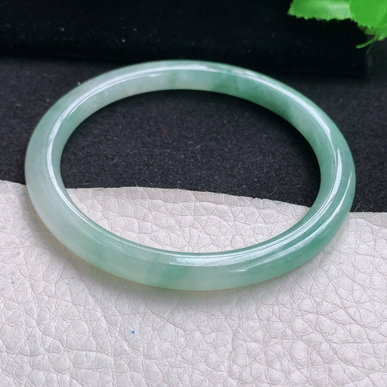 xc自然光57.5*6.2*7.2叮当镯 缅甸翡翠玉手镯半山水圆条玉手环 美人镯