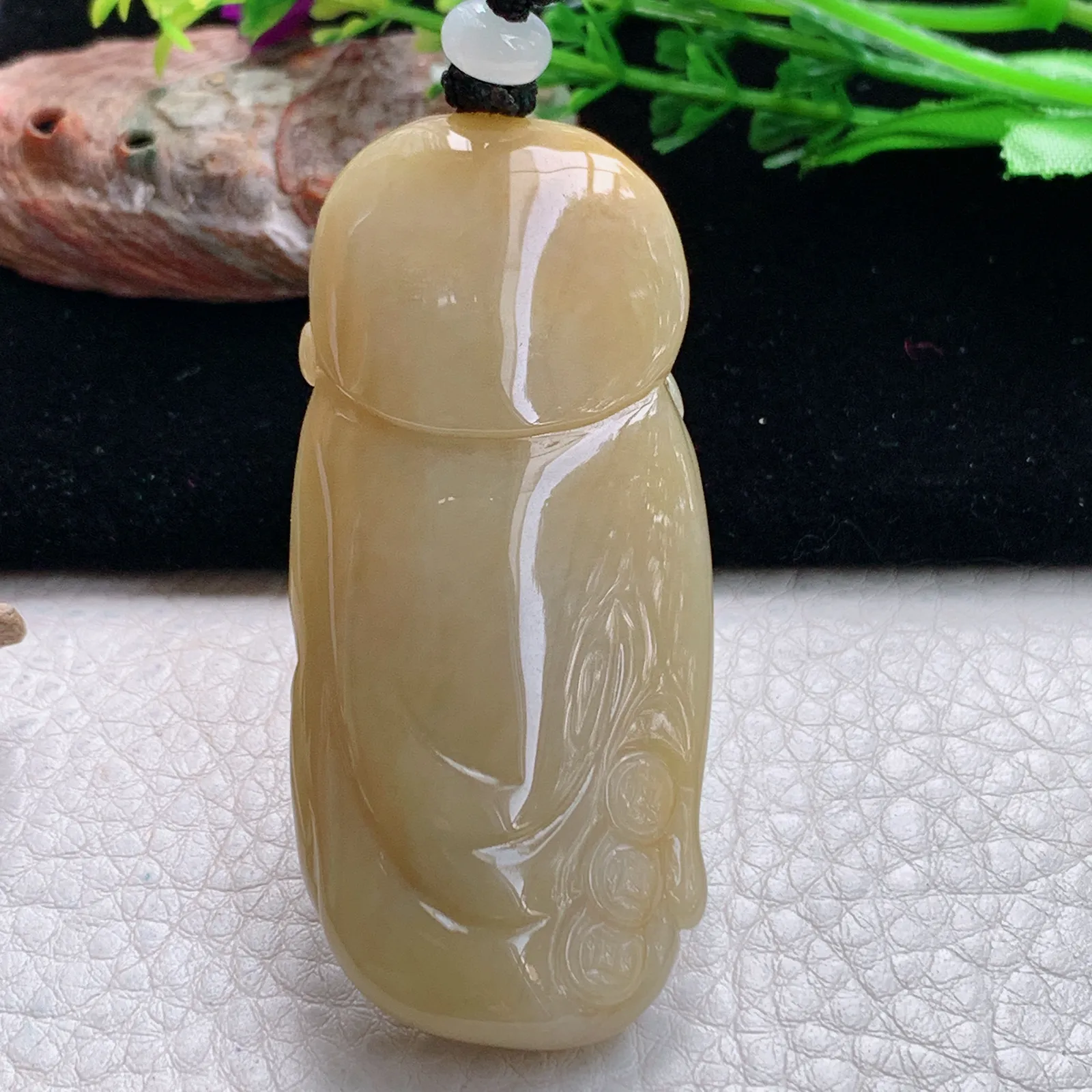 mut自然光65*28.5*13.6天然缅甸翡翠双伞财神爷玉吊坠 玉挂件