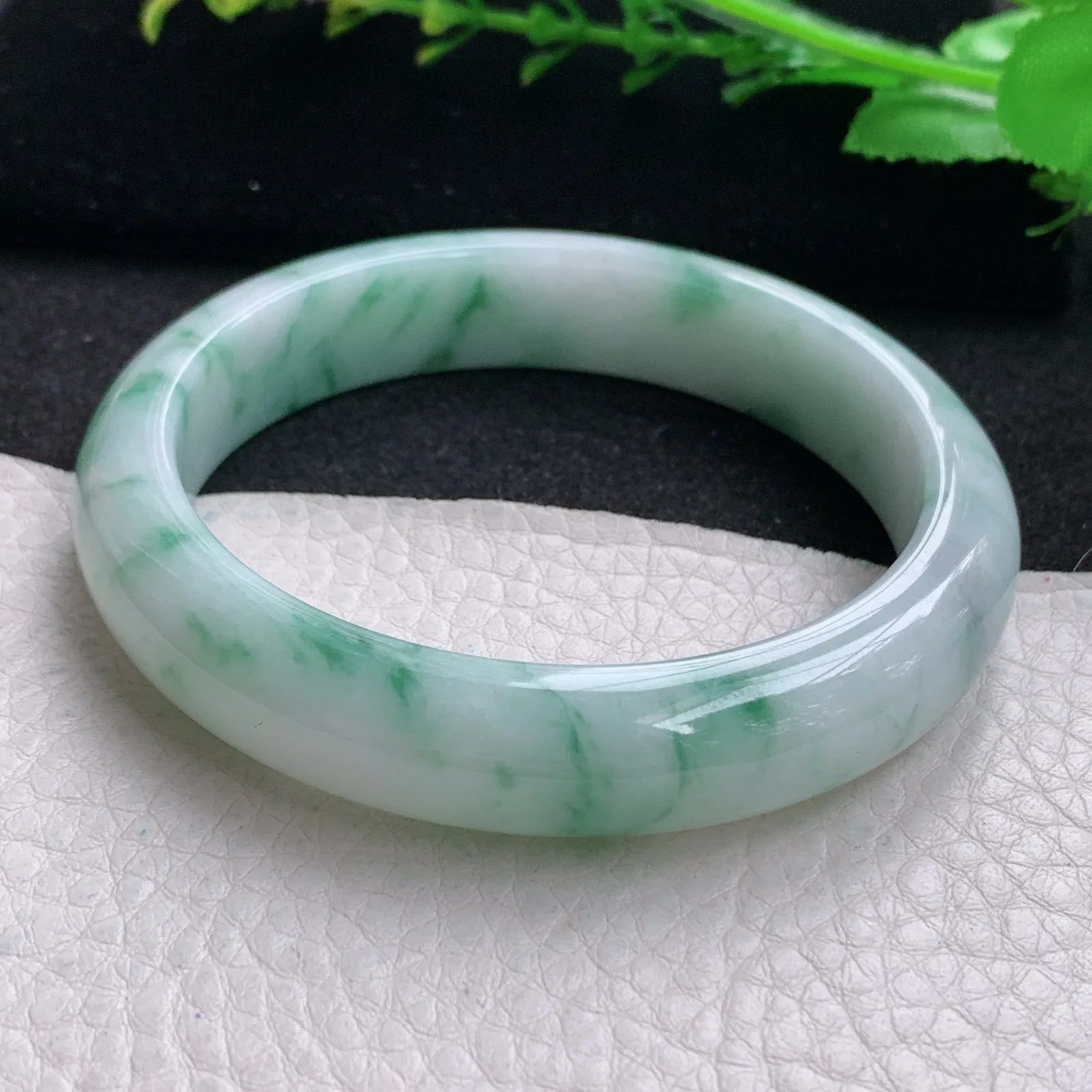 xc自然光58*12.5*8.2平安镯 缅甸翡翠玉手镯飘绿花大气宽边玉手环
