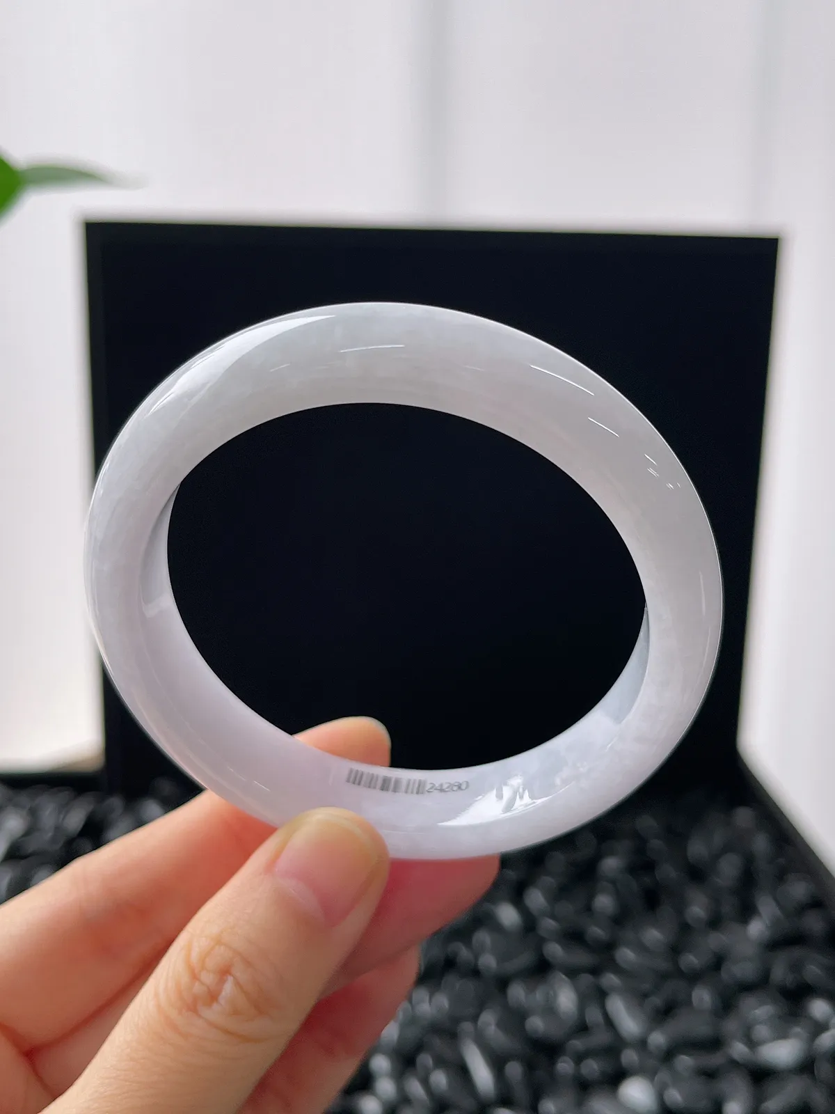 正圈55.9圈口，翡翠糯化种紫色手镯