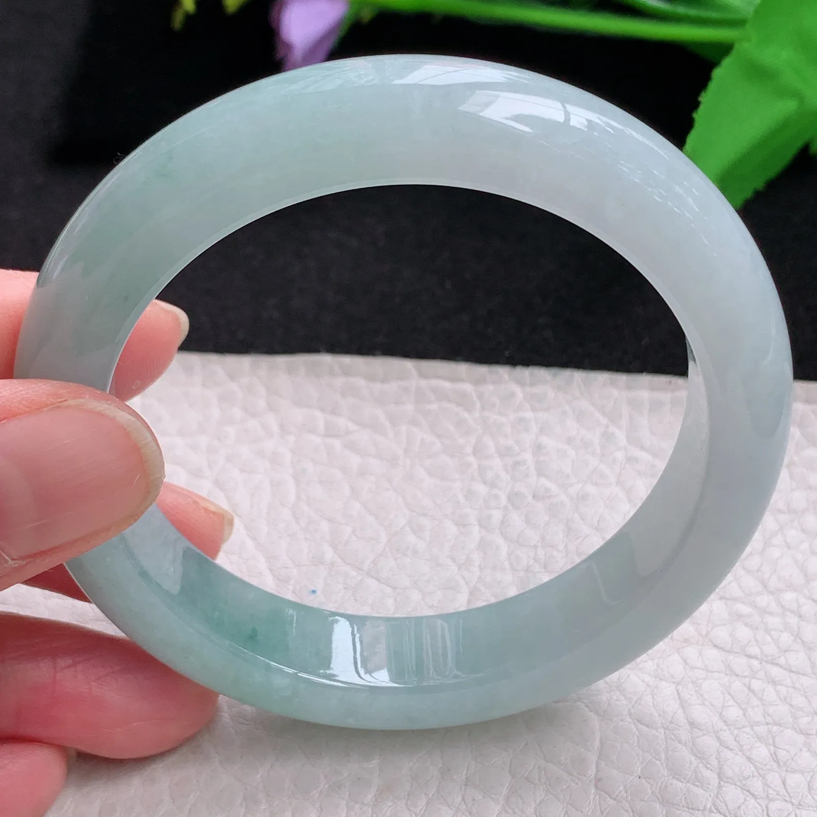 r自然光57*12.5*9平安镯 缅甸翡翠玉手镯冰蓝韵水灵宽边玉手环