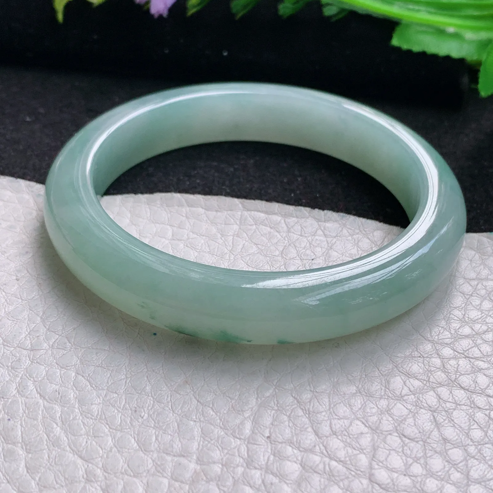 js自然光55.5*10.7*8平安镯 缅甸翡翠玉手镯冰飘花秀气宽边玉手环