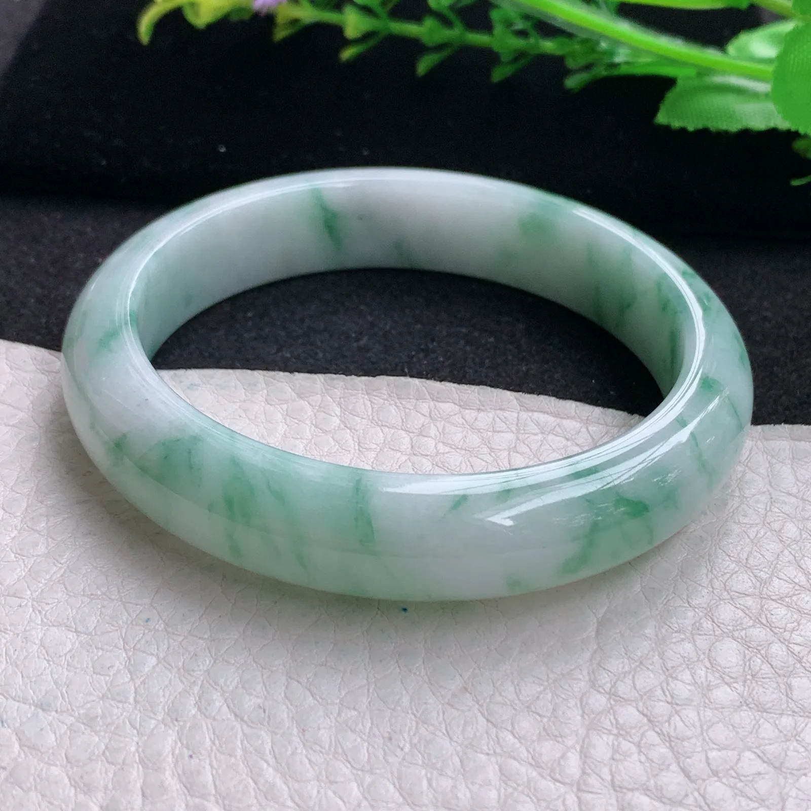 xc自然光58*12.5*8.2平安镯 缅甸翡翠玉手镯飘绿花大气宽边玉手环