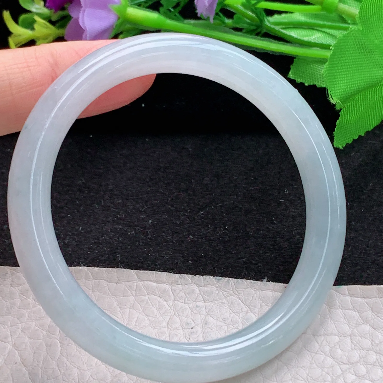 xx自然光55*8.5*8叮当镯 缅甸翡翠玉手镯冰纯白月光圆条玉手环 美人镯