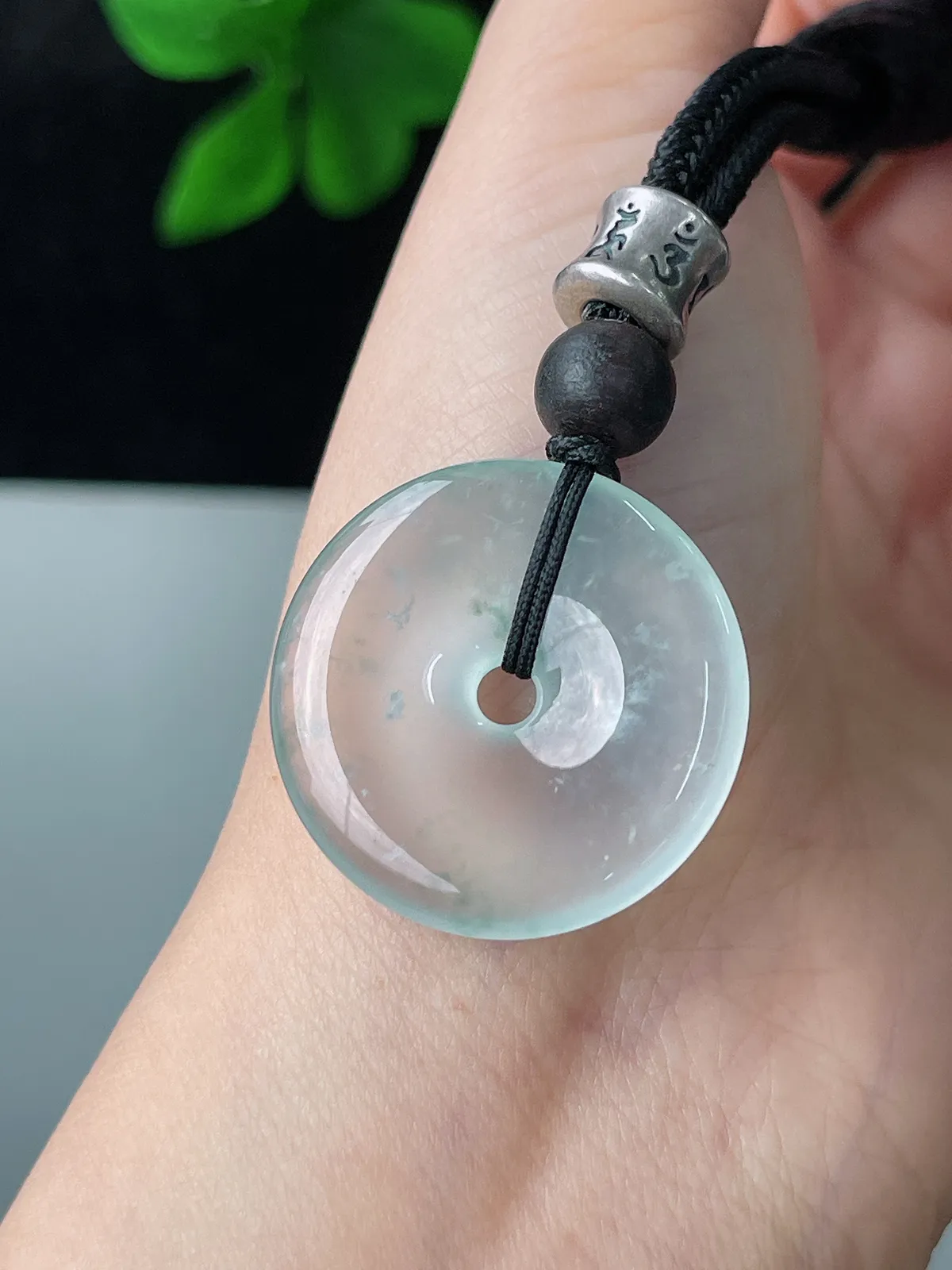 翡翠高冰白色平安扣