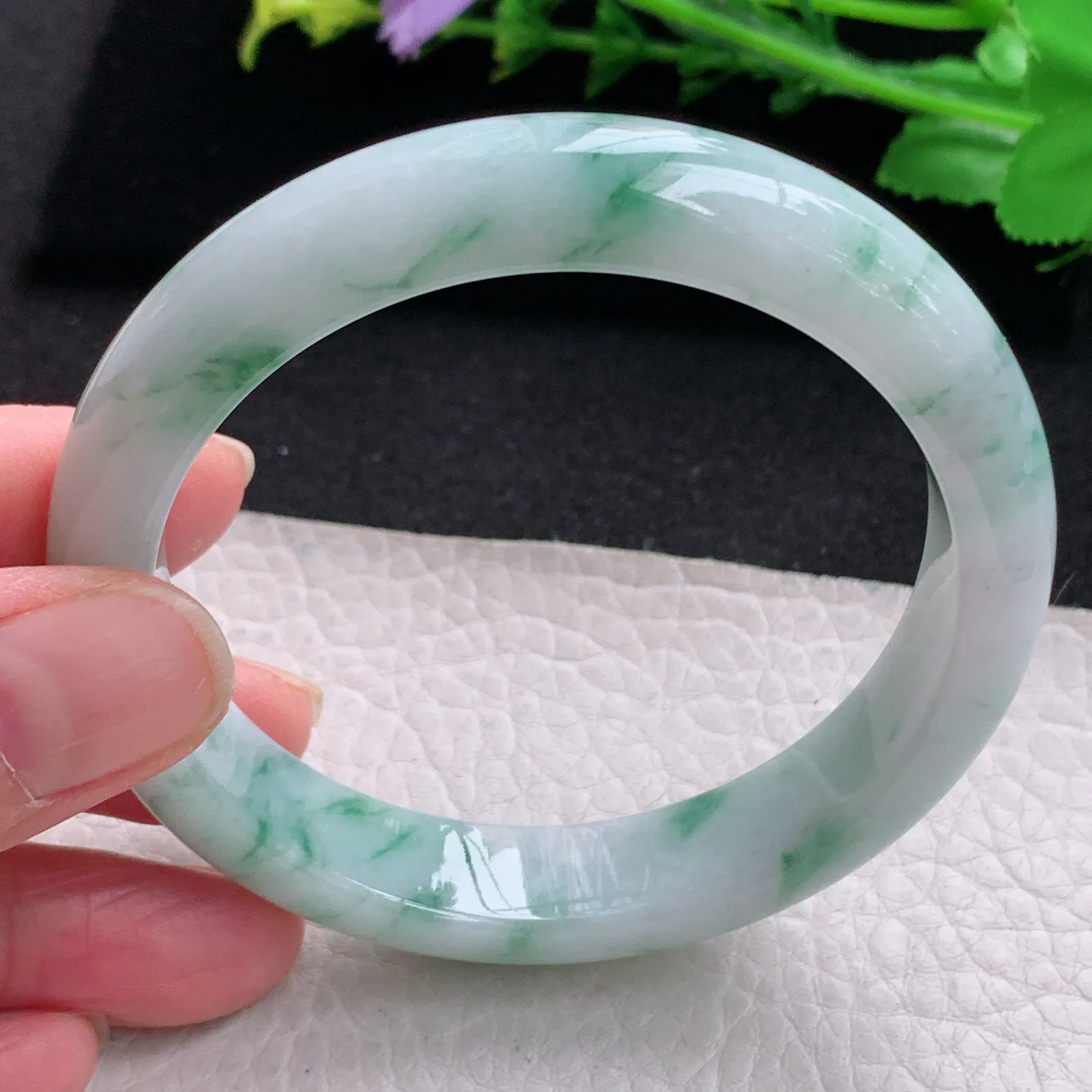 xc自然光58*12.5*8.2平安镯 缅甸翡翠玉手镯飘绿花大气宽边玉手环