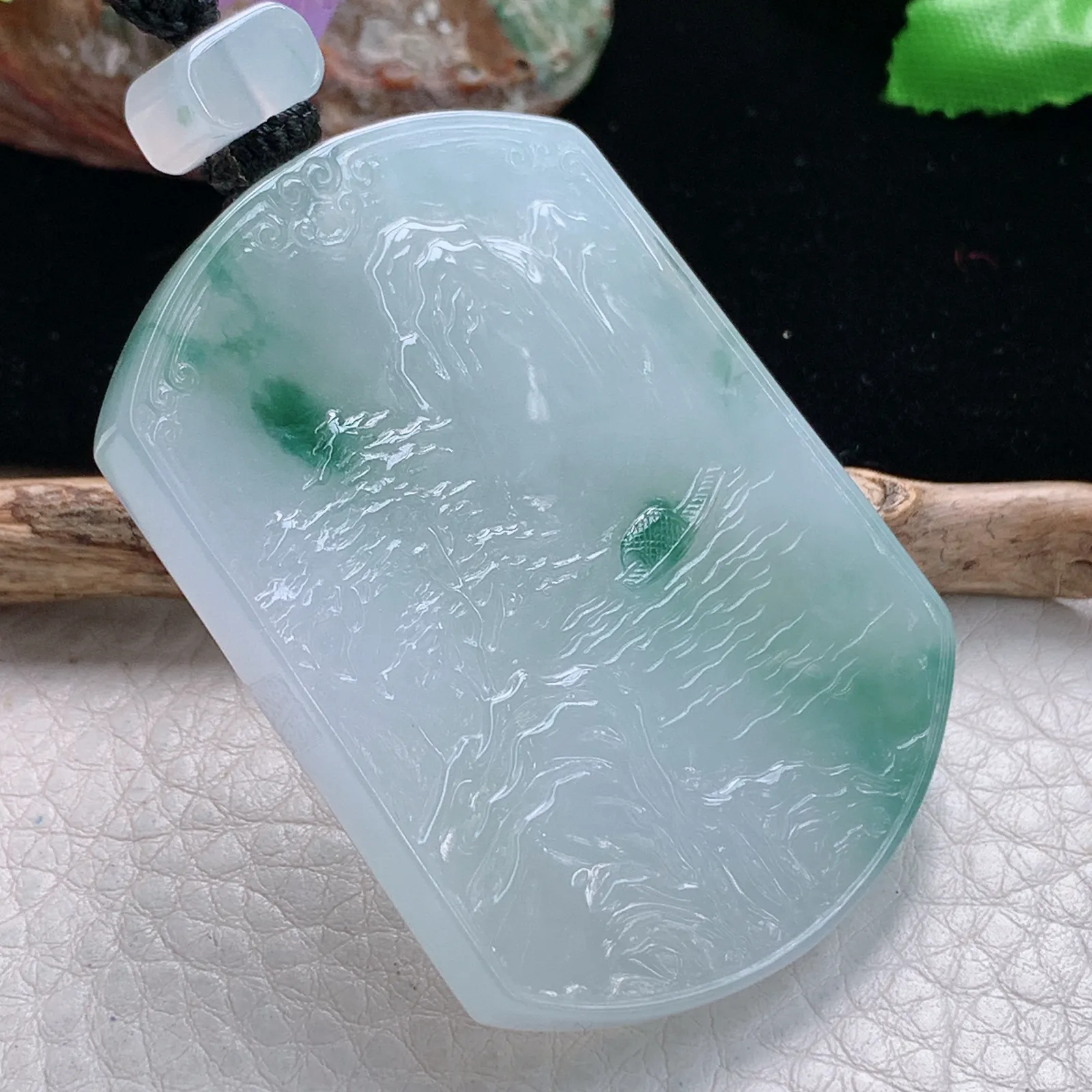 mut自然光55.8*41.5*6天然缅甸翡翠冰飘花浅雕山水牌玉吊坠 玉挂件