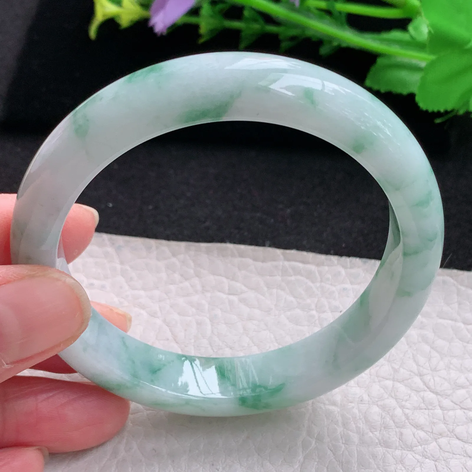 xc自然光58*12.5*8.2平安镯 缅甸翡翠玉手镯飘绿花大气宽边玉手环