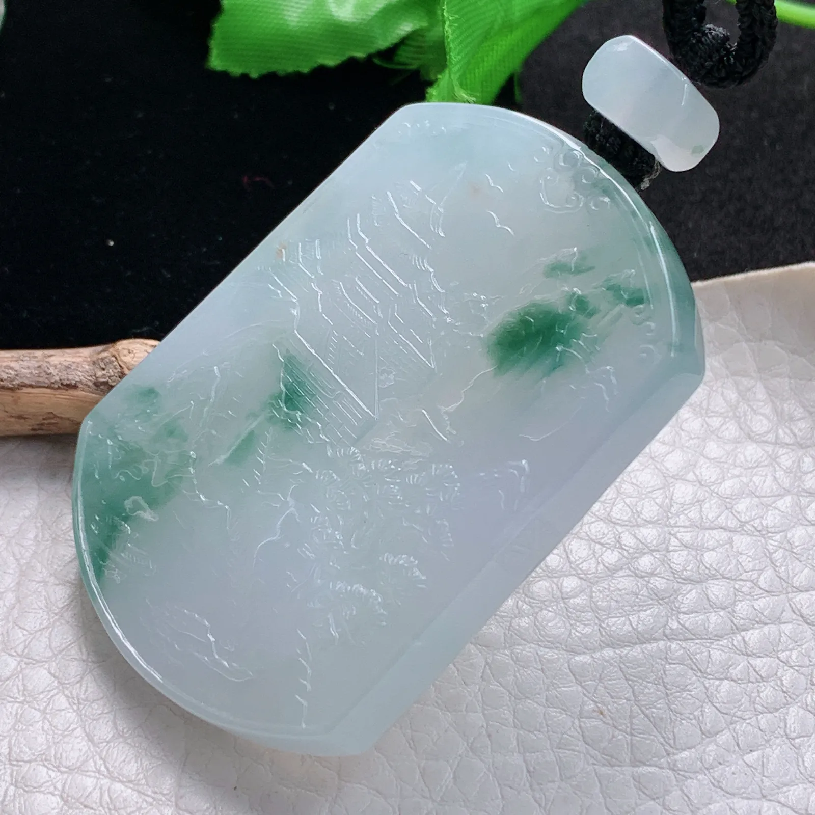 mut自然光55.8*41.5*6天然缅甸翡翠冰飘花浅雕山水牌玉吊坠 玉挂件