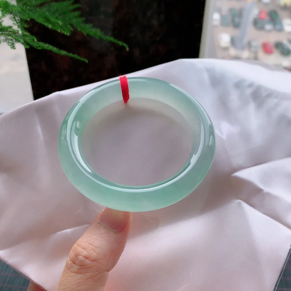 正圈冰玻葡萄肉 无瑕 尺寸:54.2/10.7 种色兼备