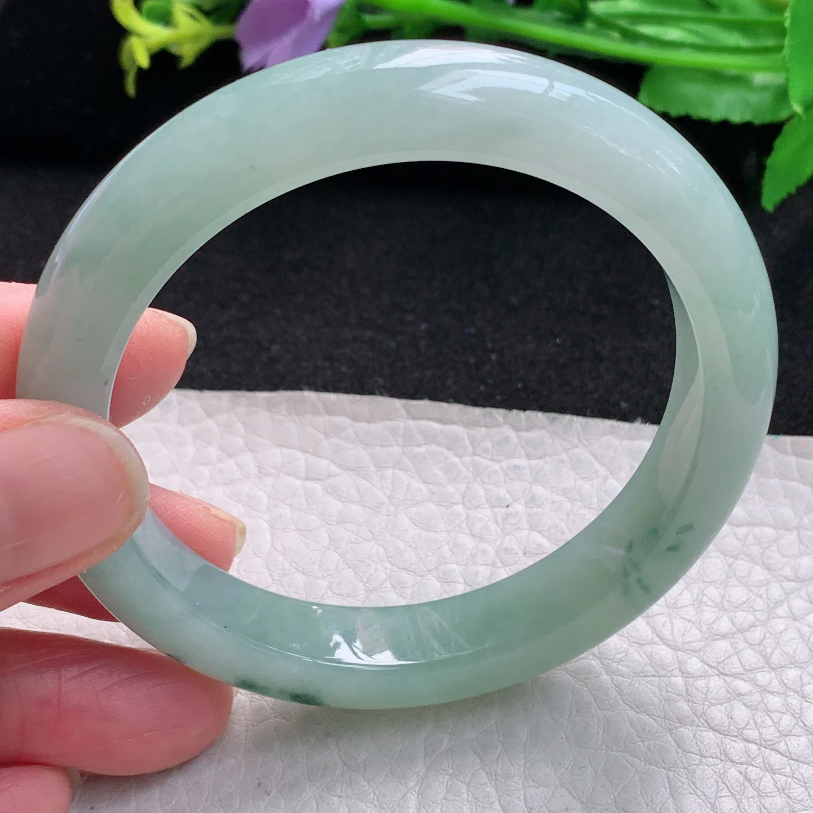 js自然光55.5*10.7*8平安镯 缅甸翡翠玉手镯冰飘花秀气宽边玉手环