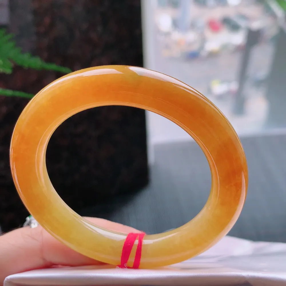 圆条满色红翡 无瑕 尺寸:51.8/10.7/10.4 超值 色好