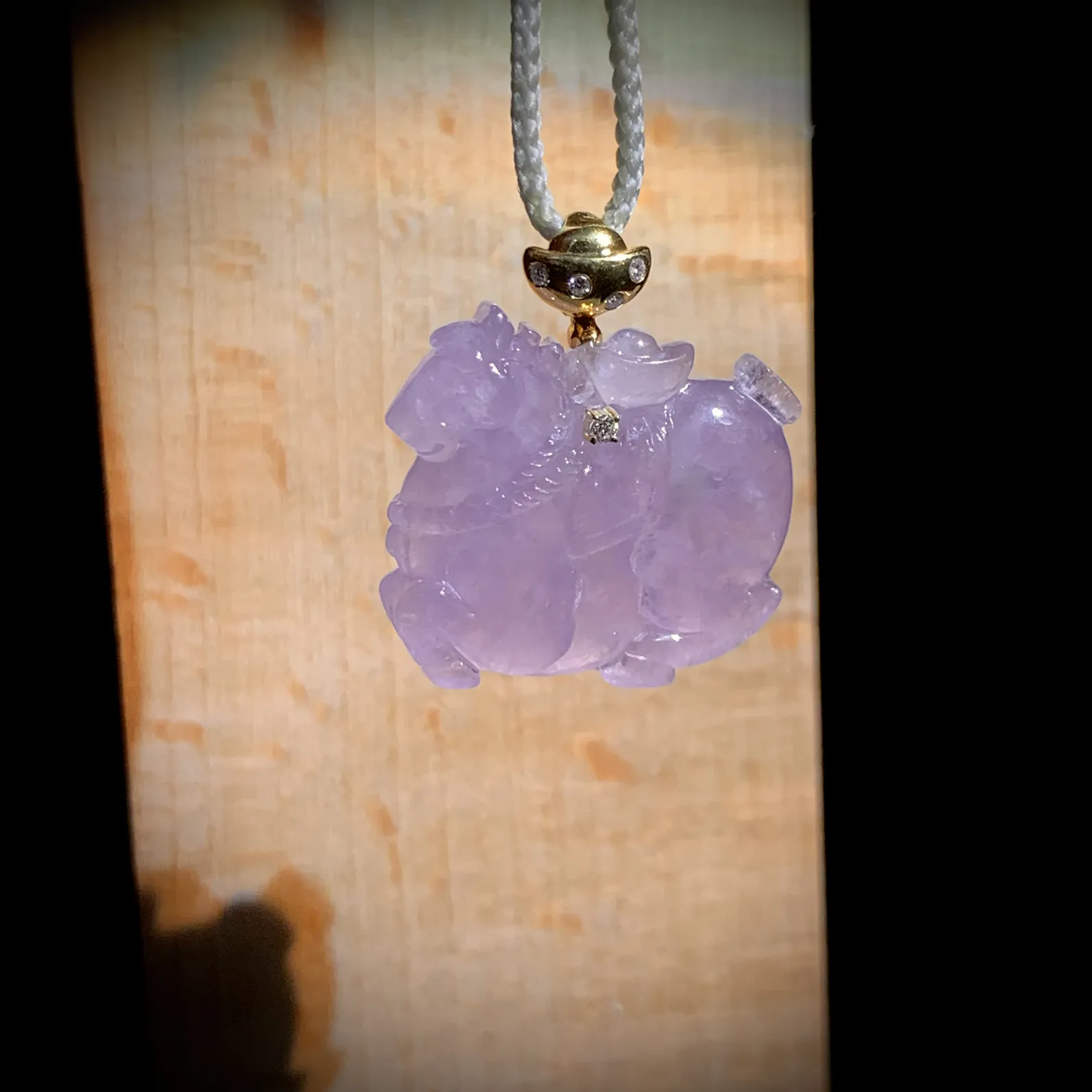 【马上有钱】，裸石22-20-5mm，
5.18g，18K金，南非钻，