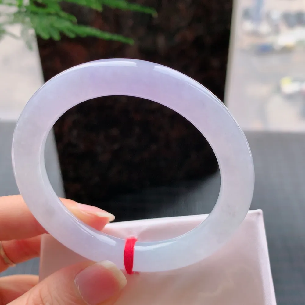 圆条冰紫罗兰 无瑕 尺寸:53.2/9.5/9.2 种色兼备