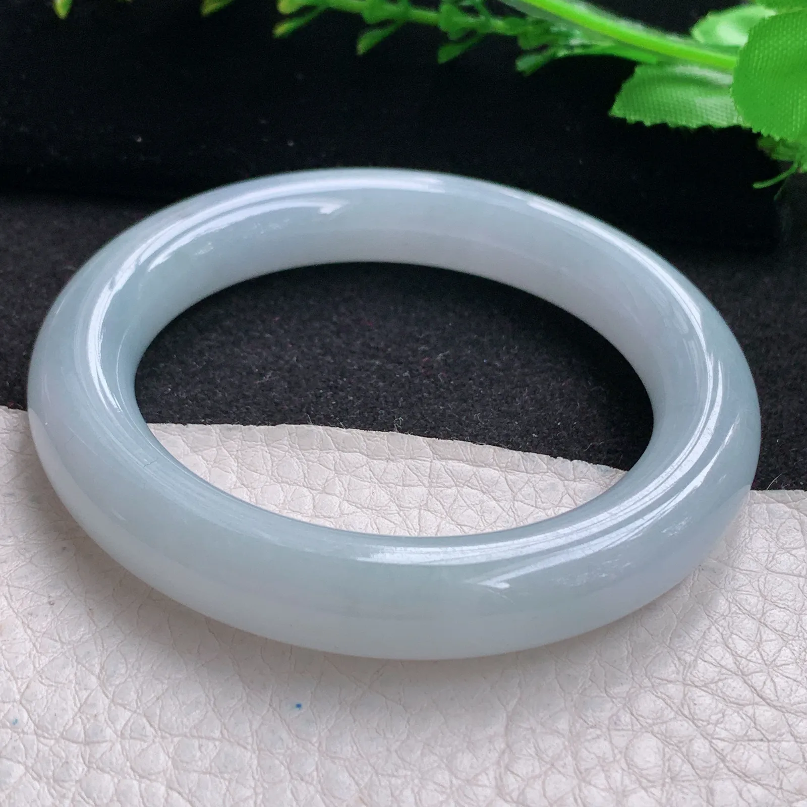 xc自然光53.8*10.8*10.5叮当镯 缅甸翡翠玉手镯白月光圆条玉手环 美人镯