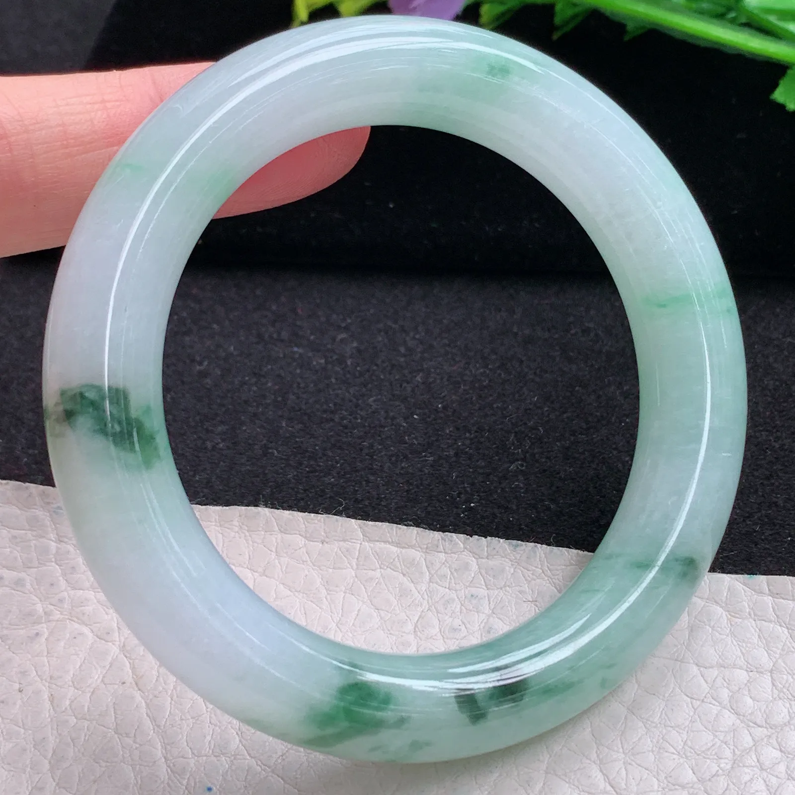 r自然光54*11.5*10.6美人镯 缅甸翡翠玉手镯飘花水灵圆条玉手环 叮当镯