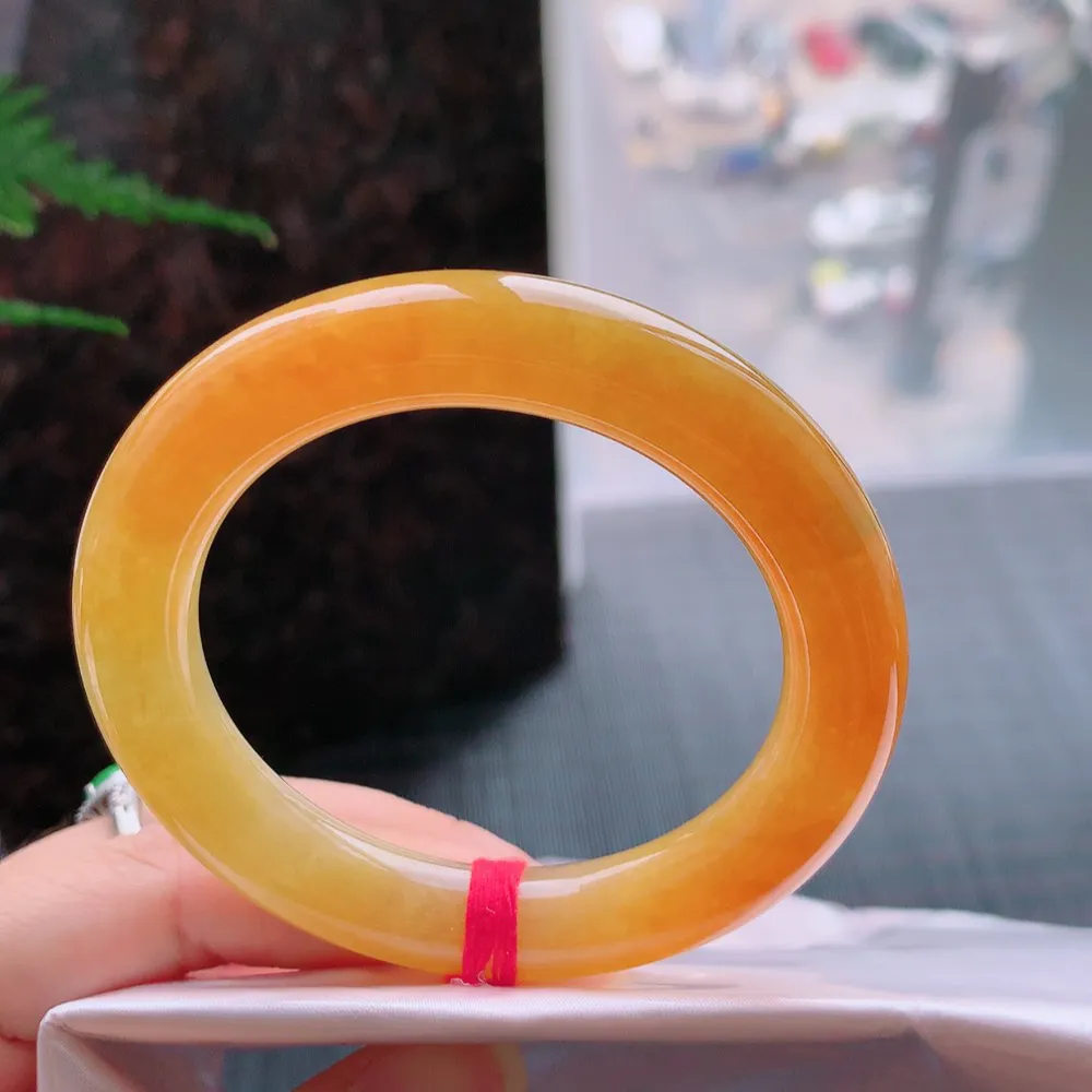 圆条满色红翡 无瑕 尺寸:51.8/10.7/10.4 超值 色好