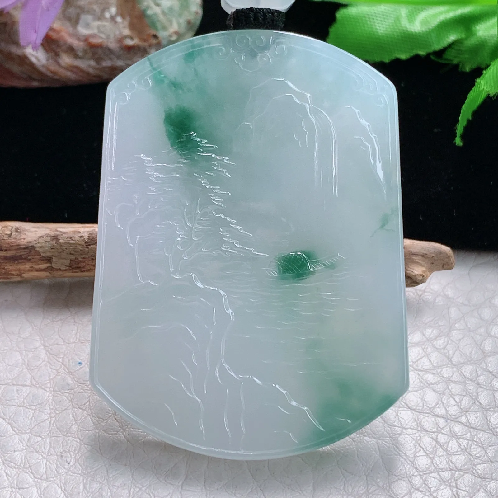 mut自然光55.8*41.5*6天然缅甸翡翠冰飘花浅雕山水牌玉吊坠 玉挂件