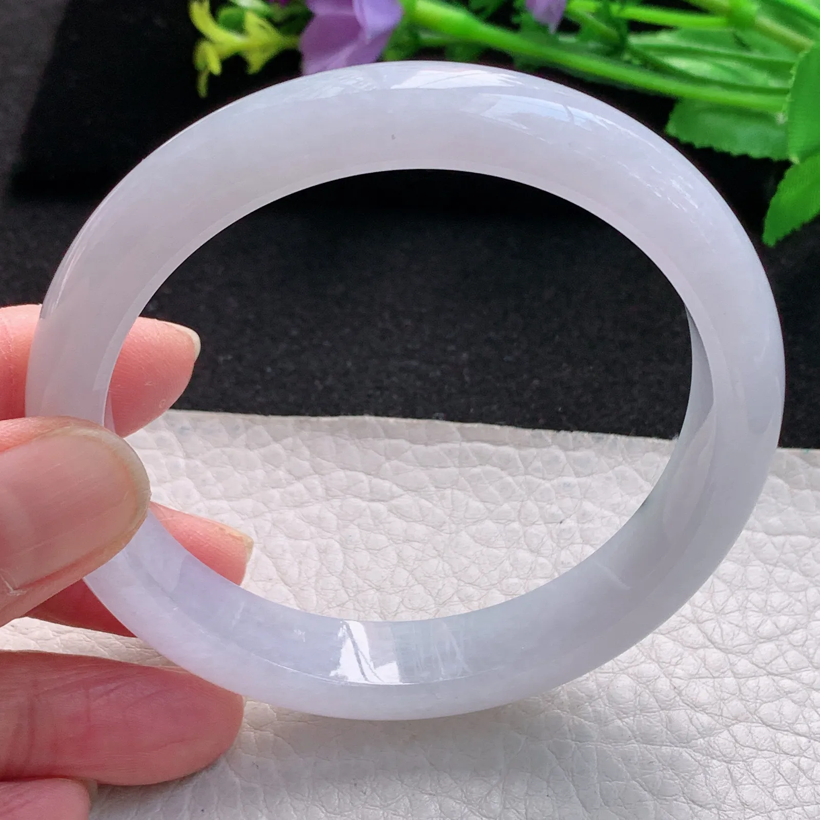 fl大圈口61.5mm平安镯 缅甸翡翠玉手镯白月光纯美宽边玉手环