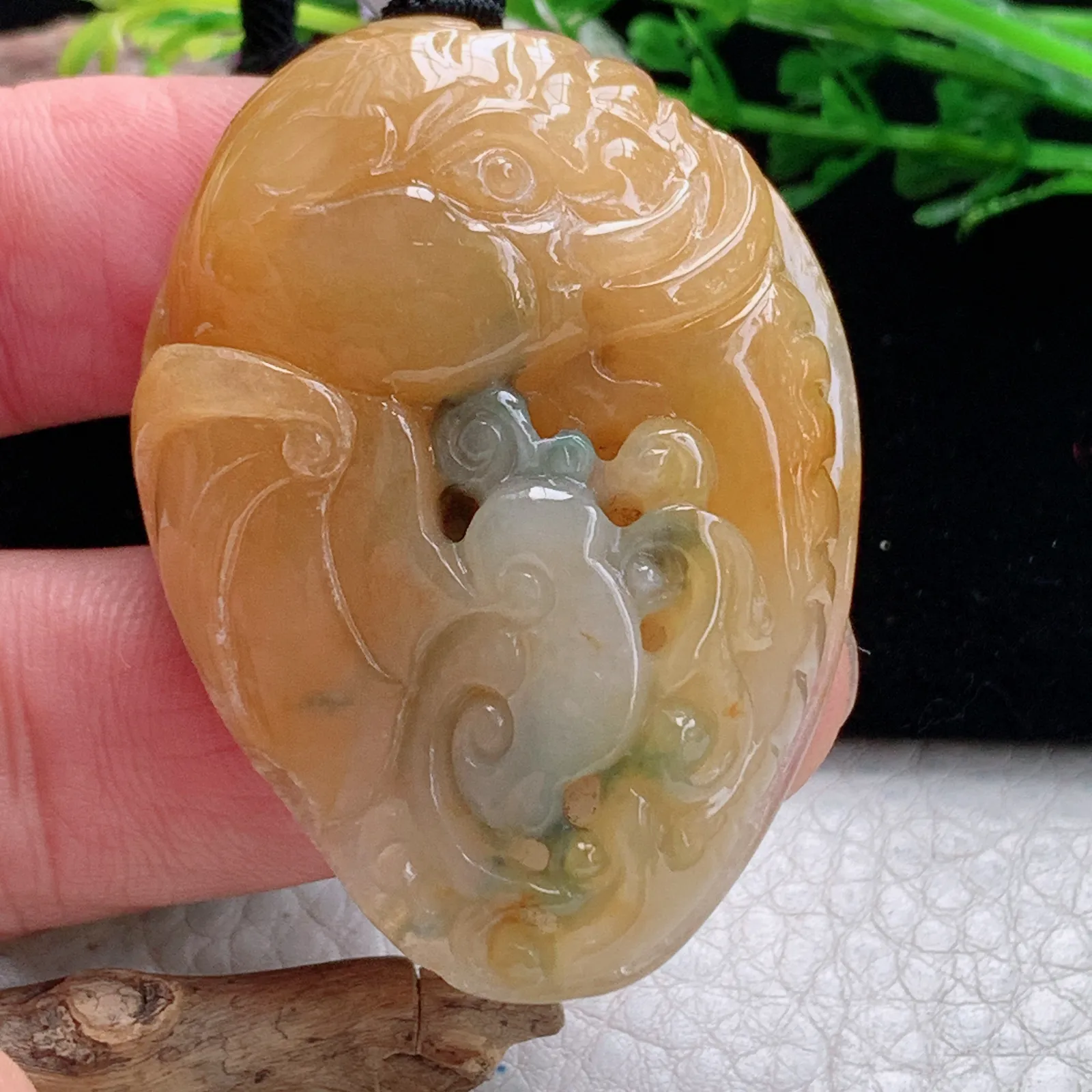 mut自然光51*37.3*14天然缅甸翡翠冰三彩万象更新玉吊坠 玉挂件