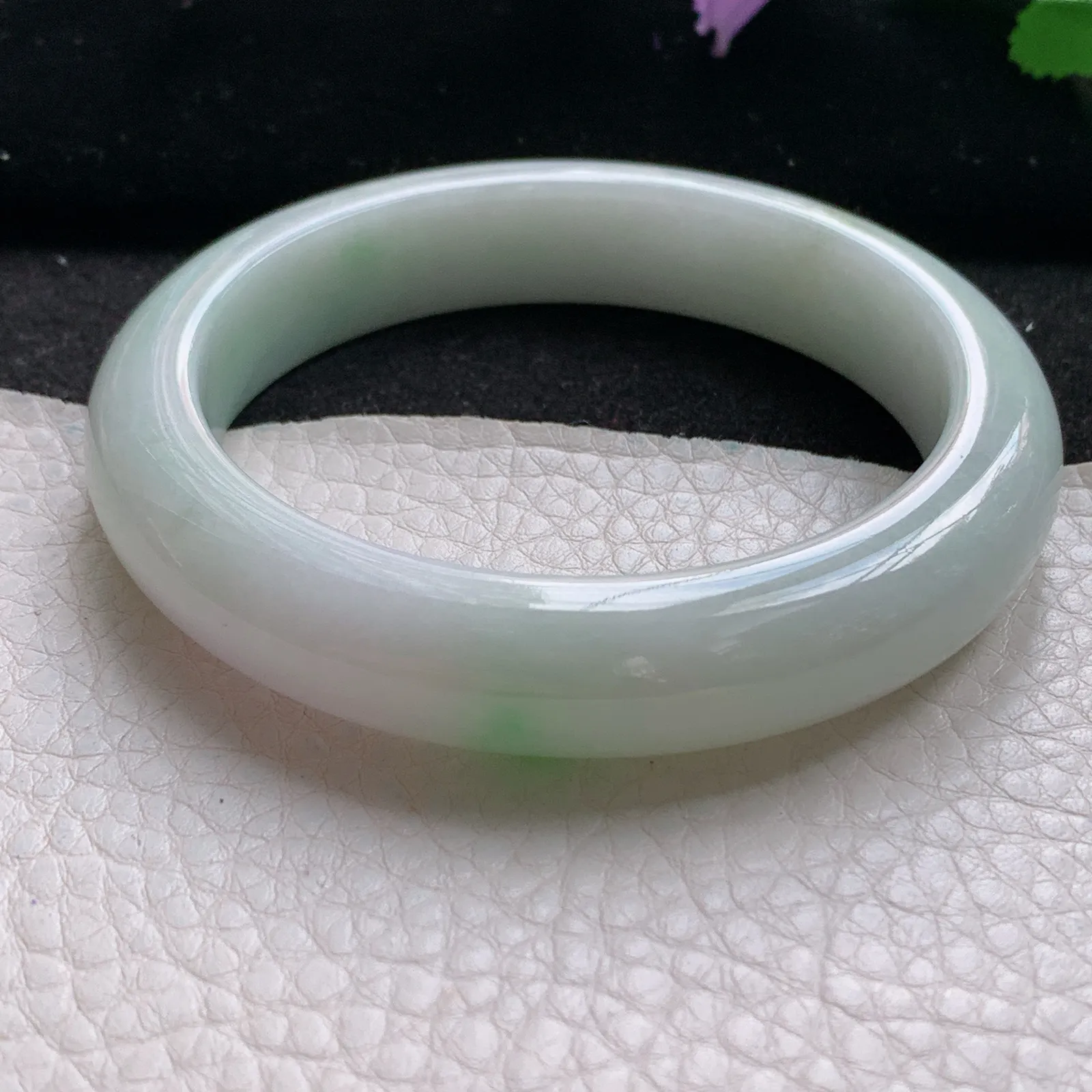 xx自然光57.5*12.8*9平安镯 缅甸翡翠a货玉手镯飘绿厚装宽边玉手环