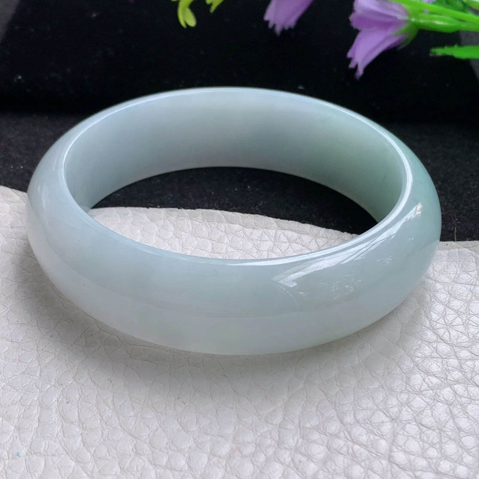 mq自然光59*17.5*8轮胎镯 缅甸翡翠玉手镯天空蓝宽边玉手环 平安镯