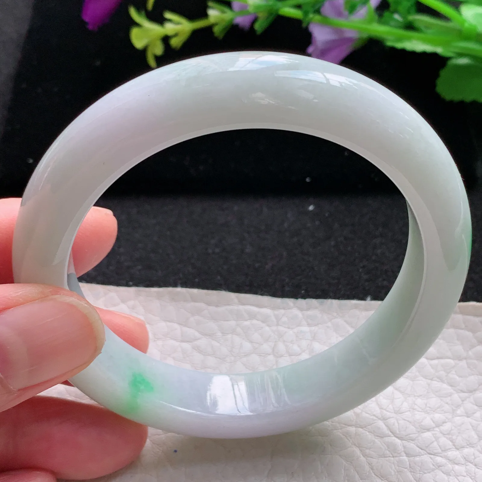 xx自然光57.5*12.8*9平安镯 缅甸翡翠a货玉手镯飘绿厚装宽边玉手环