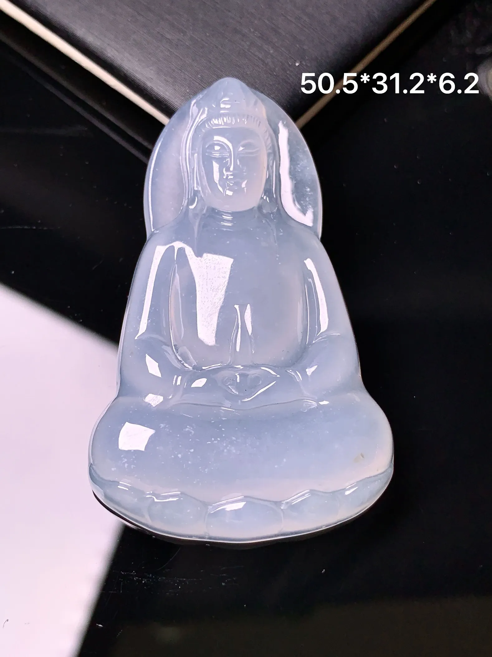 冰种观音吊坠 玉质细腻 色泽清新艳丽 整体尺寸50.5*31.2*6.2