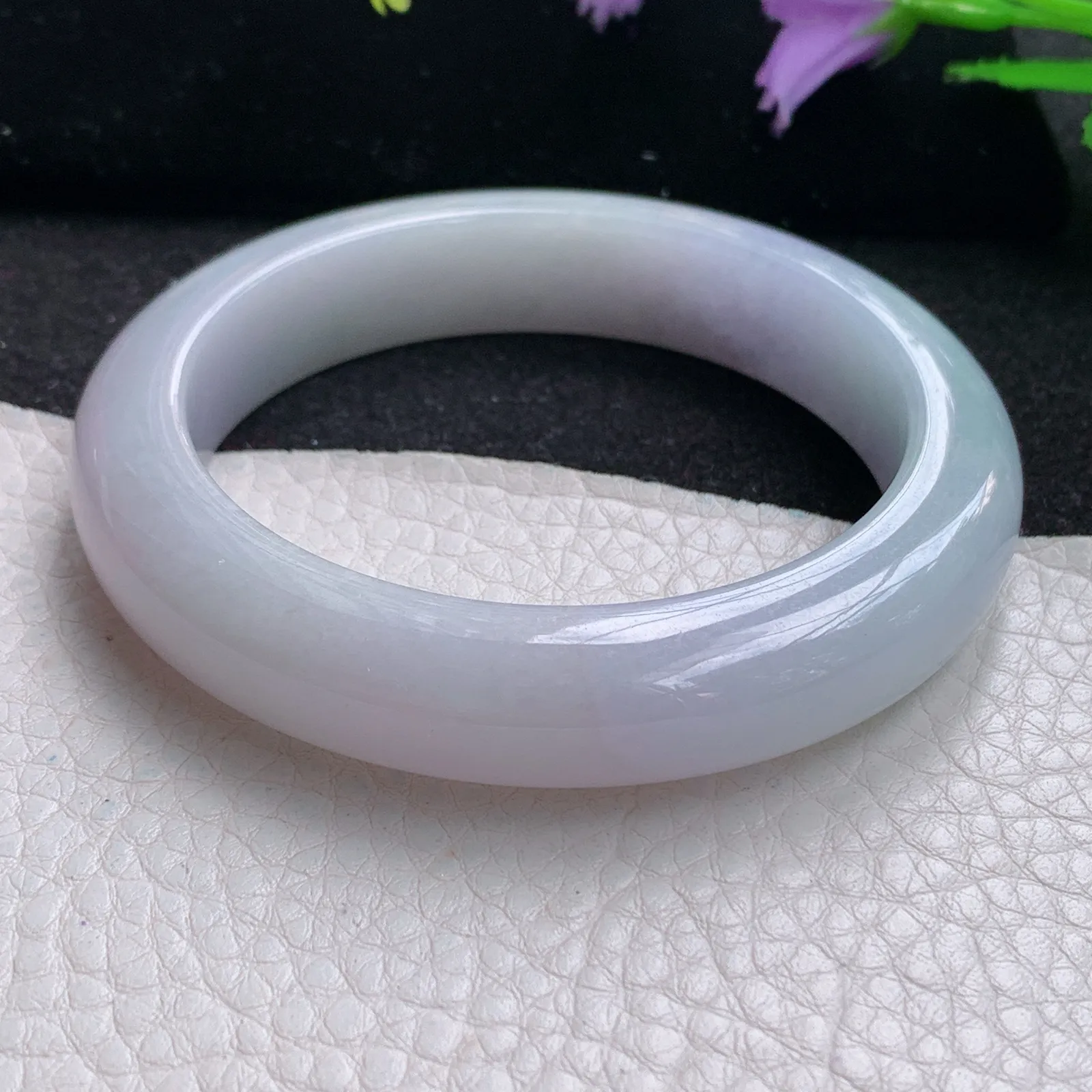 mq自然光57*13*9.5平安镯 缅甸翡翠玉手镯淡紫高雅胶感宽边玉手环 美人镯