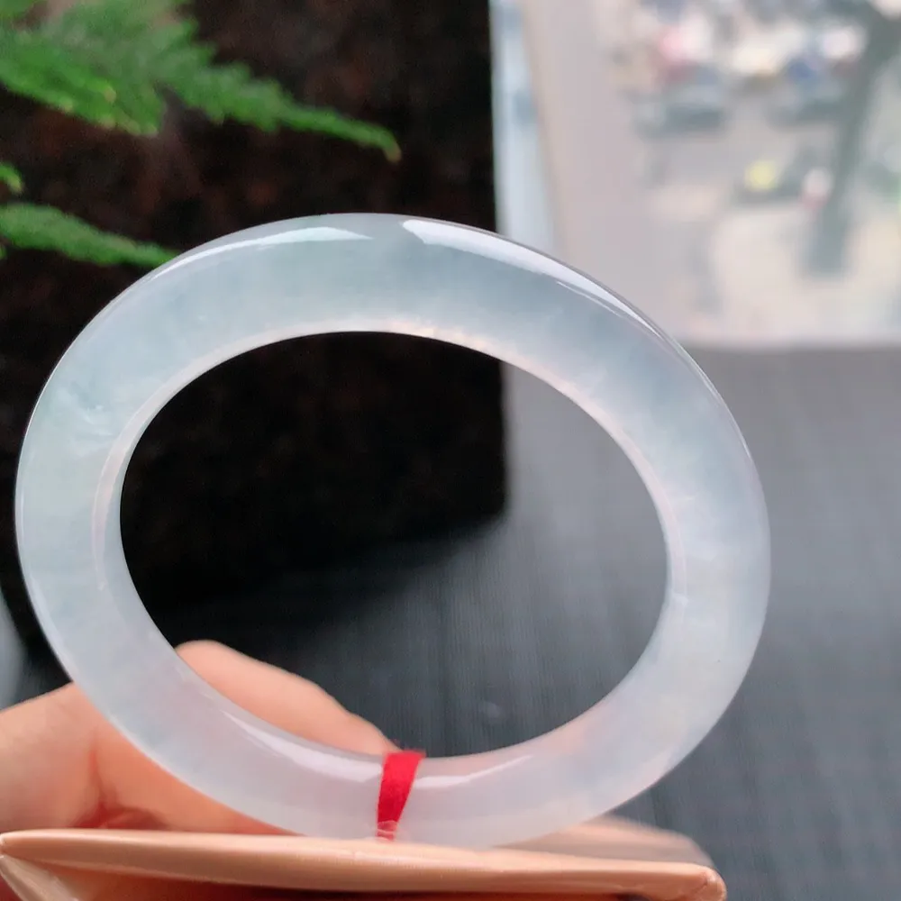 圆条冰玻白月光 无瑕 尺寸:52.1/9.3 荧光闪闪