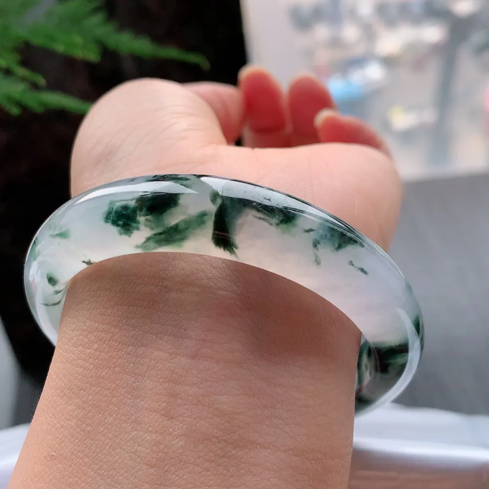 正圈冰玻飘花 无瑕 尺寸:55.6/12.4/8.1 花美 种水好