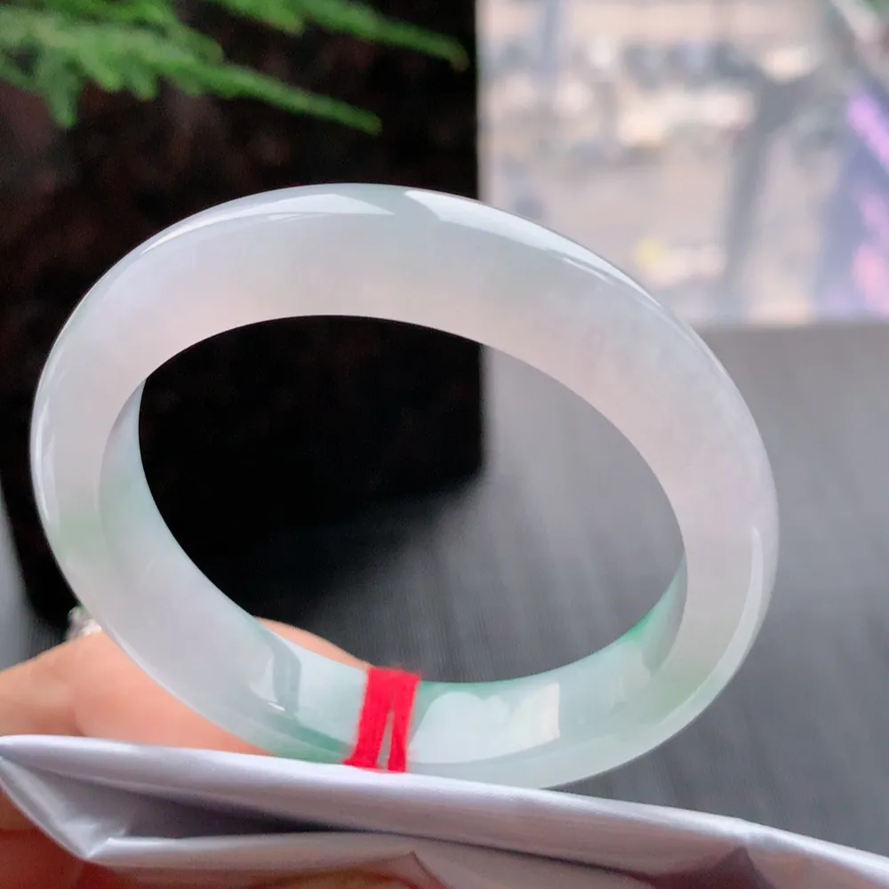 正圈高冰绿花 无瑕 尺寸:52.1/11.1/7.7 花美 种水好