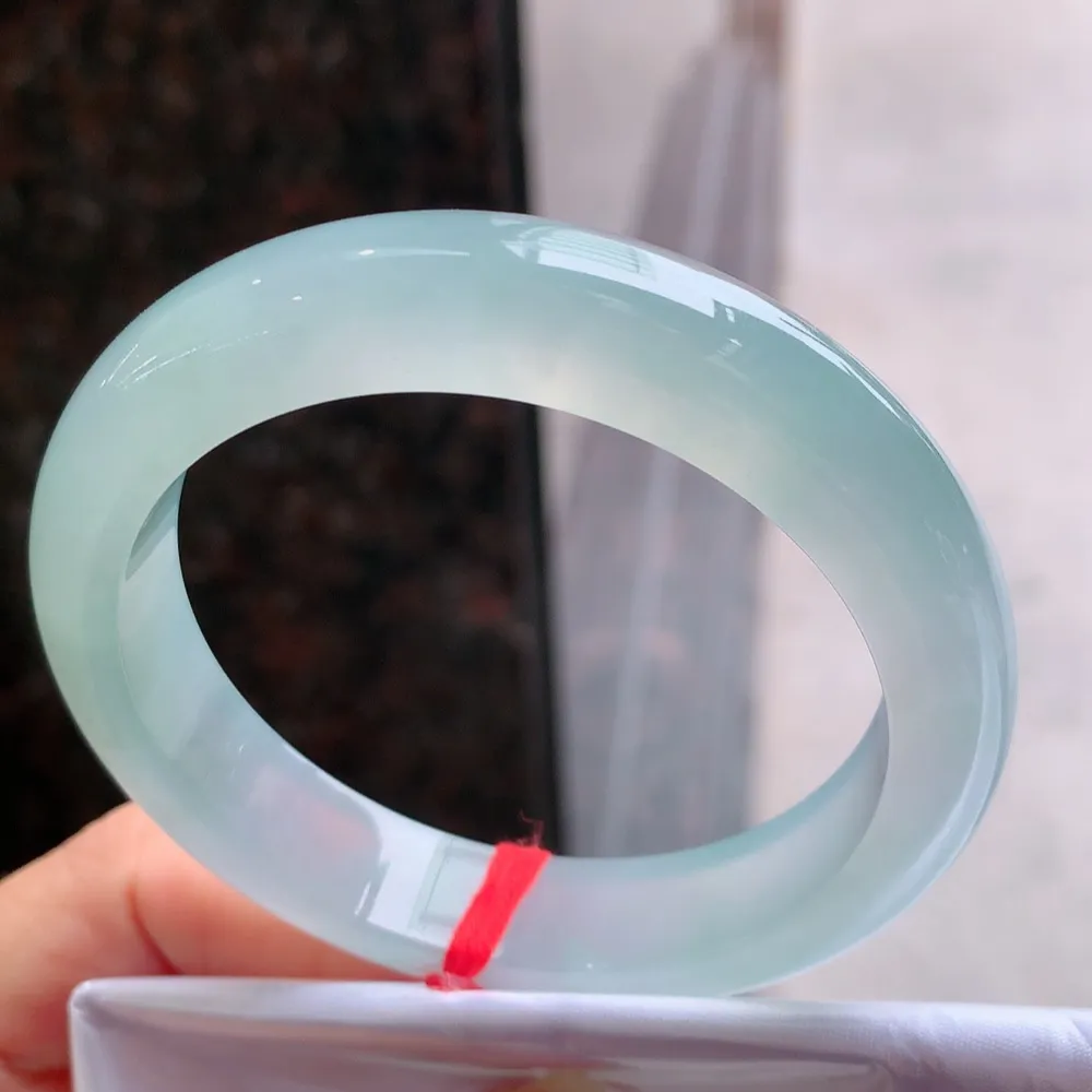 正圈冰玻晴水 内圈微纹 尺寸:56.6/12.6/8.8 荧光闪闪