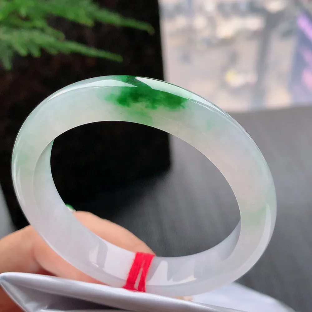 正圈高冰绿花 无瑕 尺寸:52.1/11.1/7.7 花美 种水好