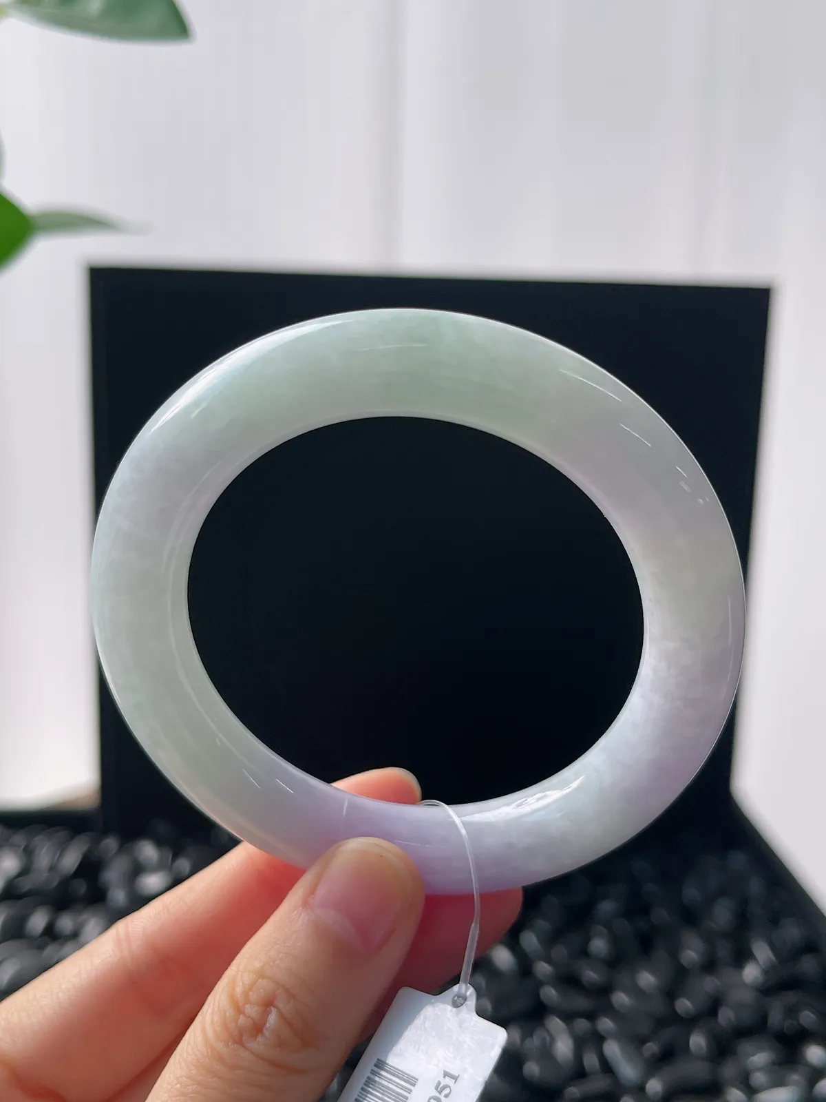 圆镯53圈口，翡翠糯化种春带彩手镯