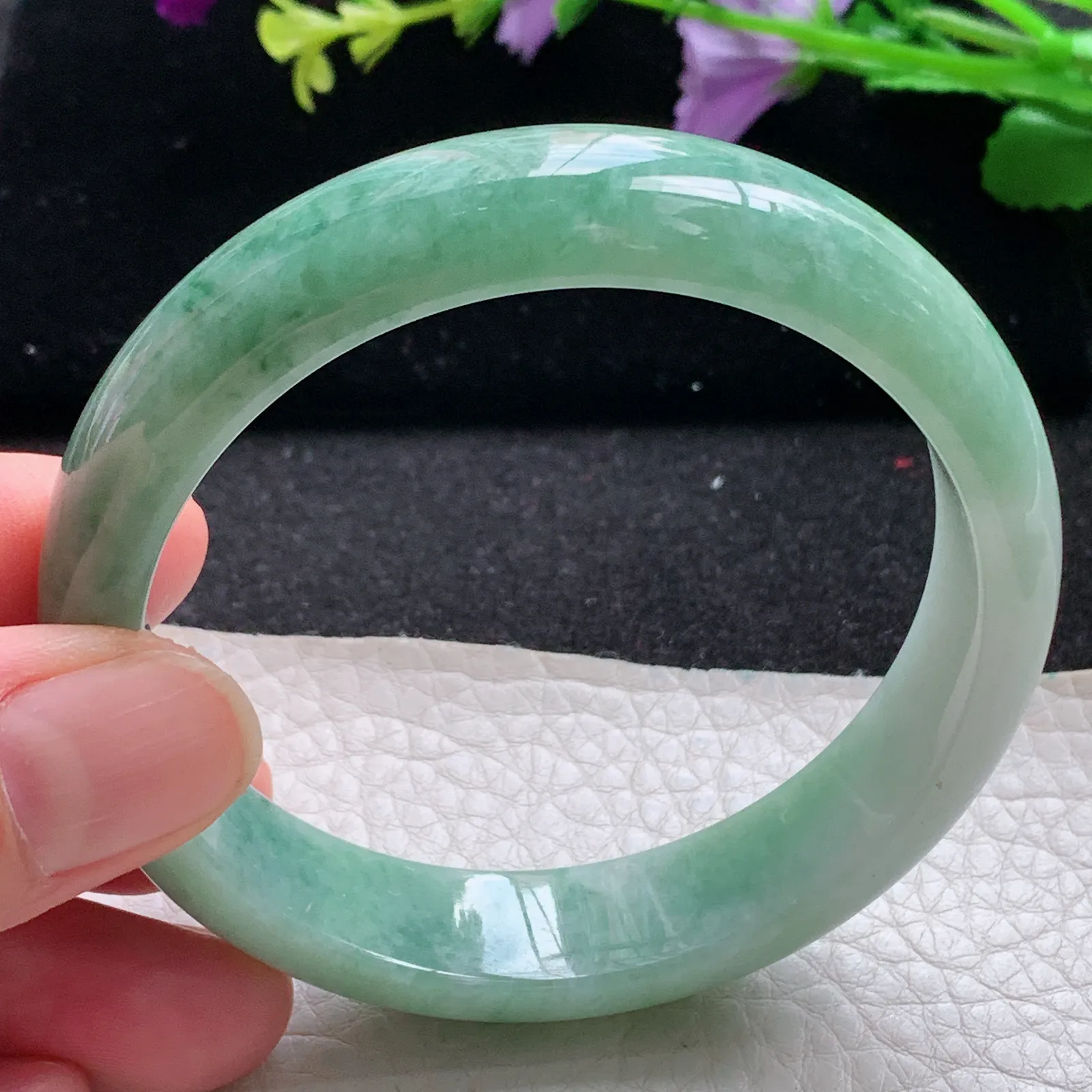 xx自然光57.5*14*7.2平安镯 缅甸翡翠a货玉手镯飘绿宽边玉手环