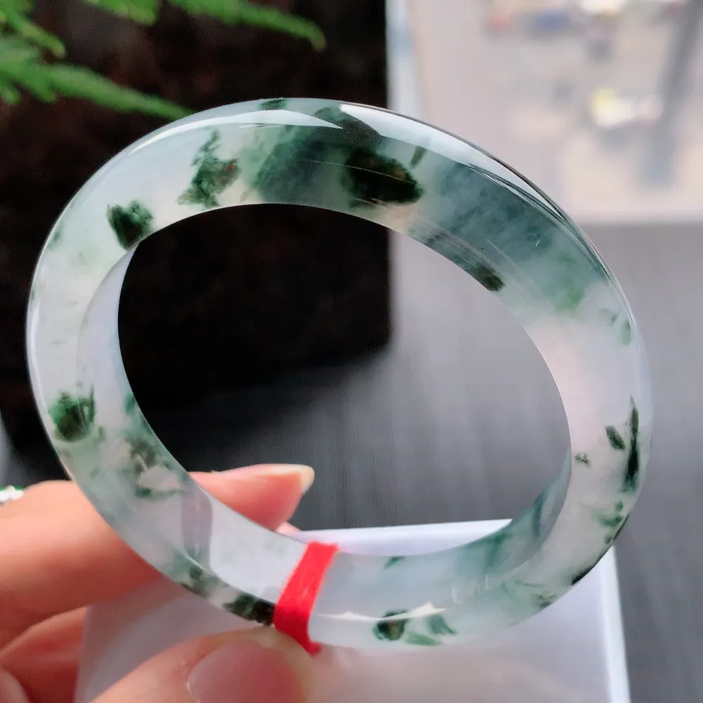 正圈冰玻飘花 无瑕 尺寸:55.6/12.4/8.1 花美 种水好