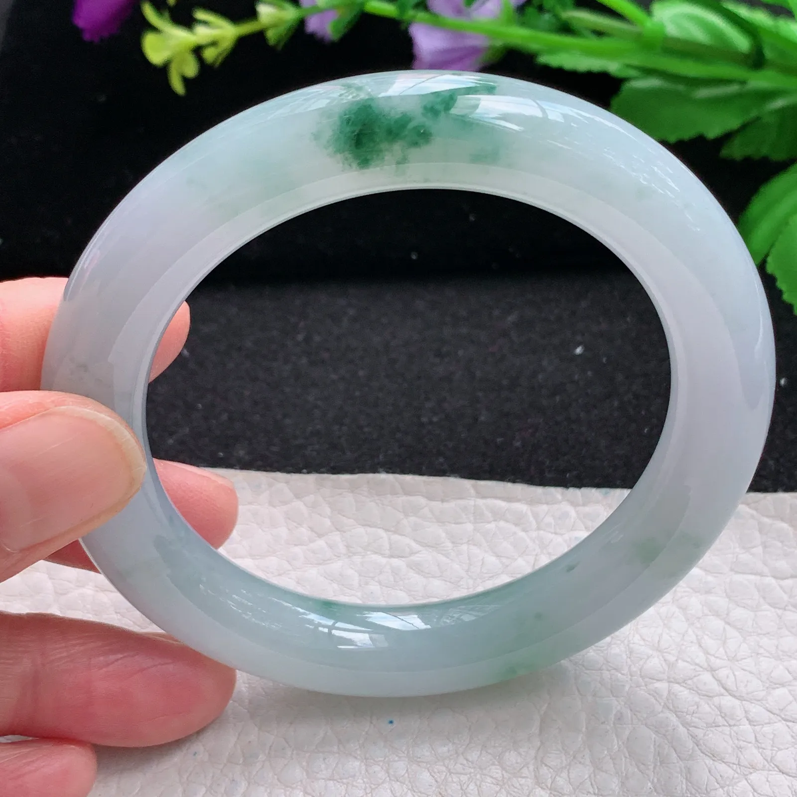 xh自然光57.5*11美人镯 缅甸翡翠a货玉手镯冰胶水灵飘花圆条玉手环 平安镯