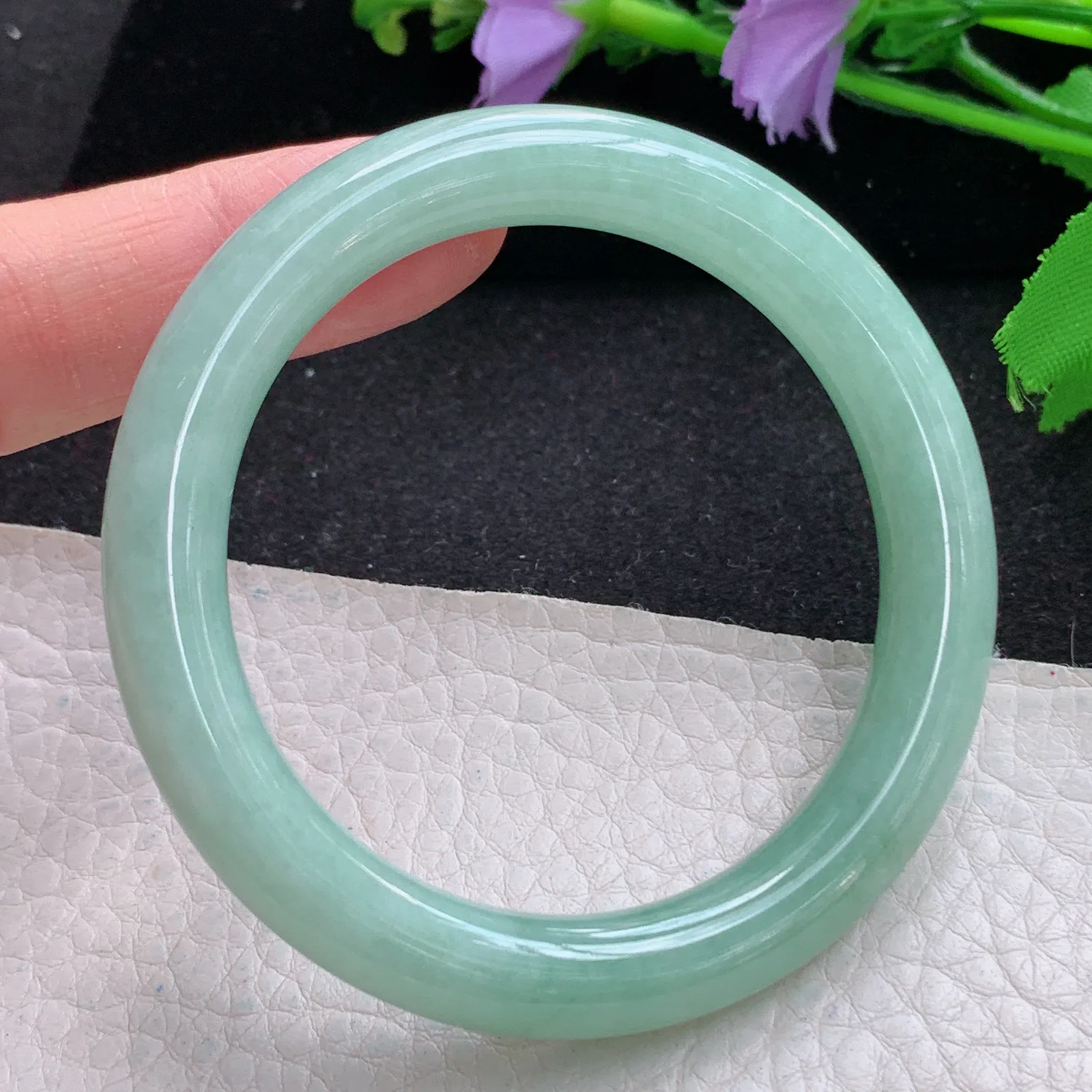 n小圈口52*8.7叮当镯 缅甸翡翠玉手镯水绿绿秀气圆条玉手环 美人镯