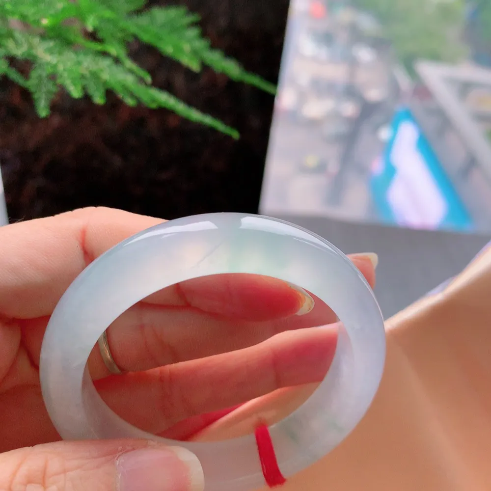 正圈冰玻阳绿 微冰丝线 尺寸:51.2/12.7/8.3 荧光闪闪🥰🥰