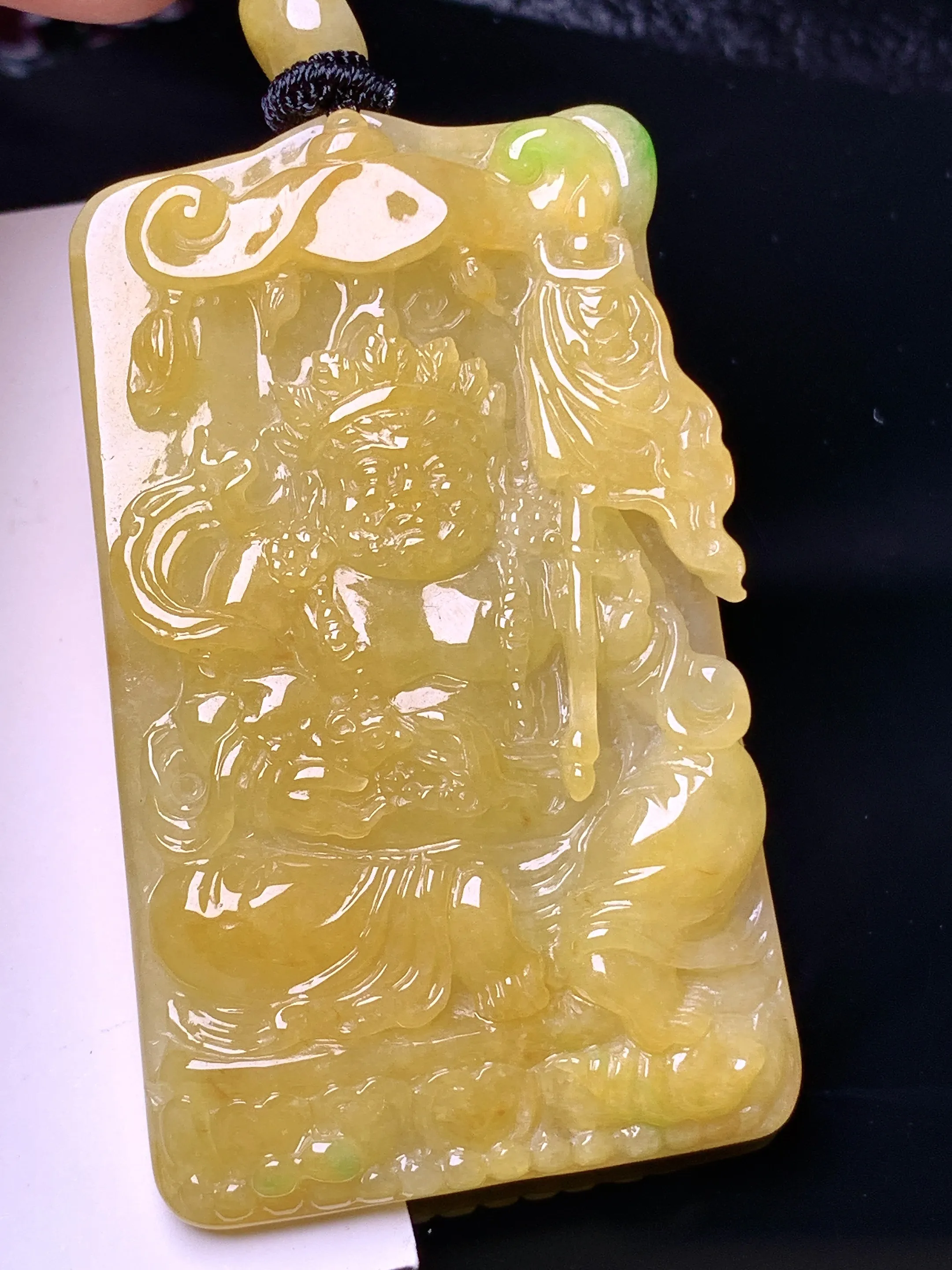 黄翡黄财神吊坠 玉质细腻 色泽清新艳丽 整体尺寸57.2*34.6*7.5