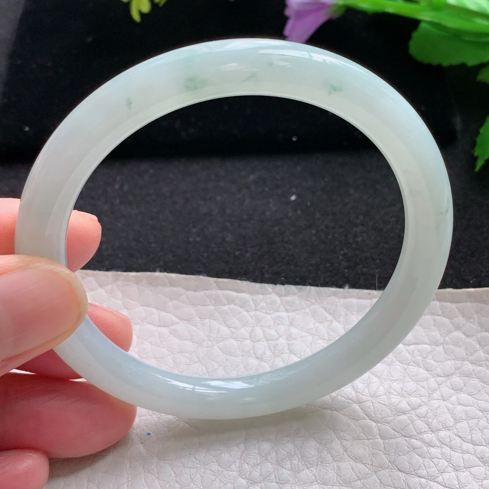 xx自然光57*8叮当镯 缅甸翡翠a货玉手镯飘花圆条秀气玉手环 美人镯