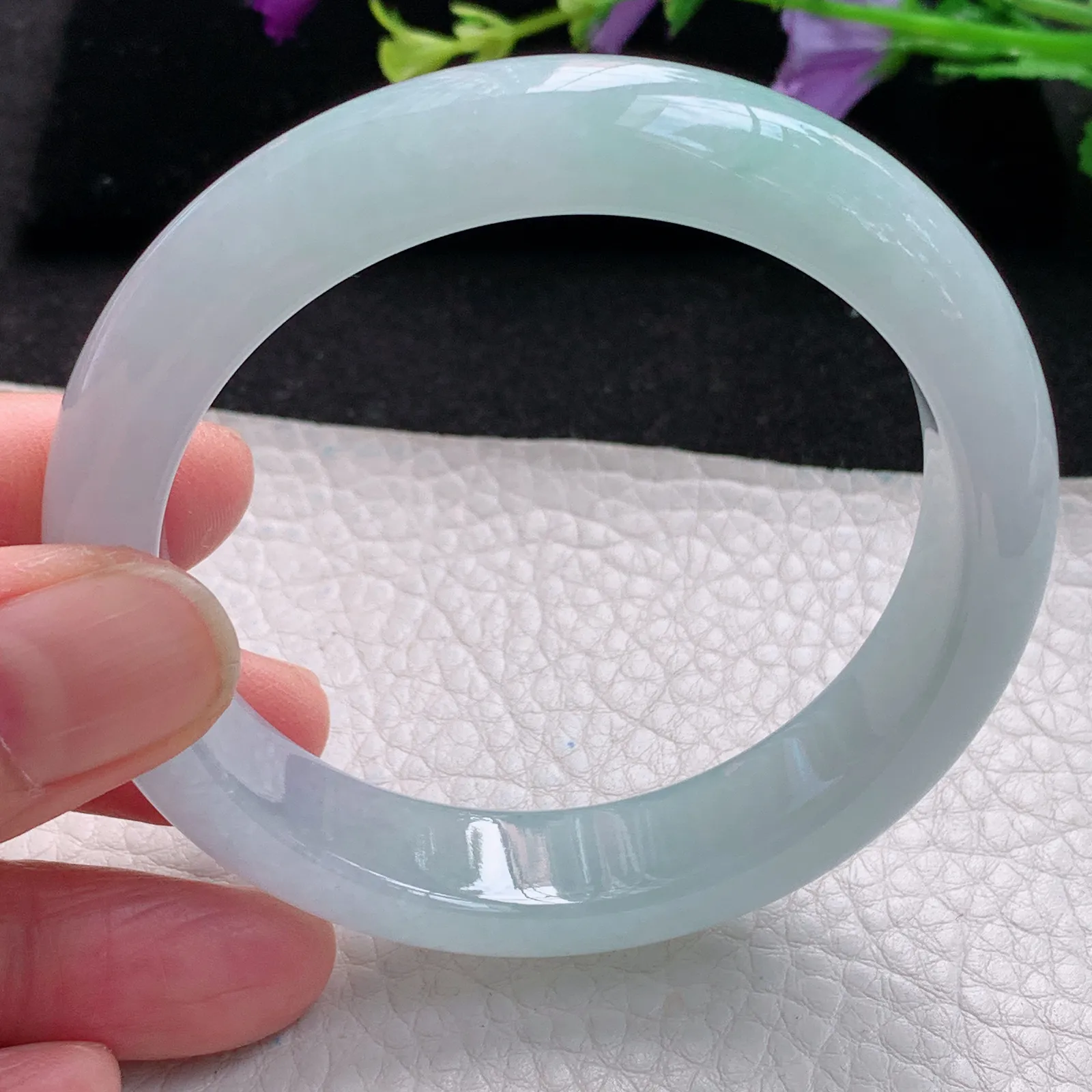 r自然光56.5*13*8.3平安镯 缅甸翡翠玉手镯冰胶蓝韵高档宽边玉手环 美人镯