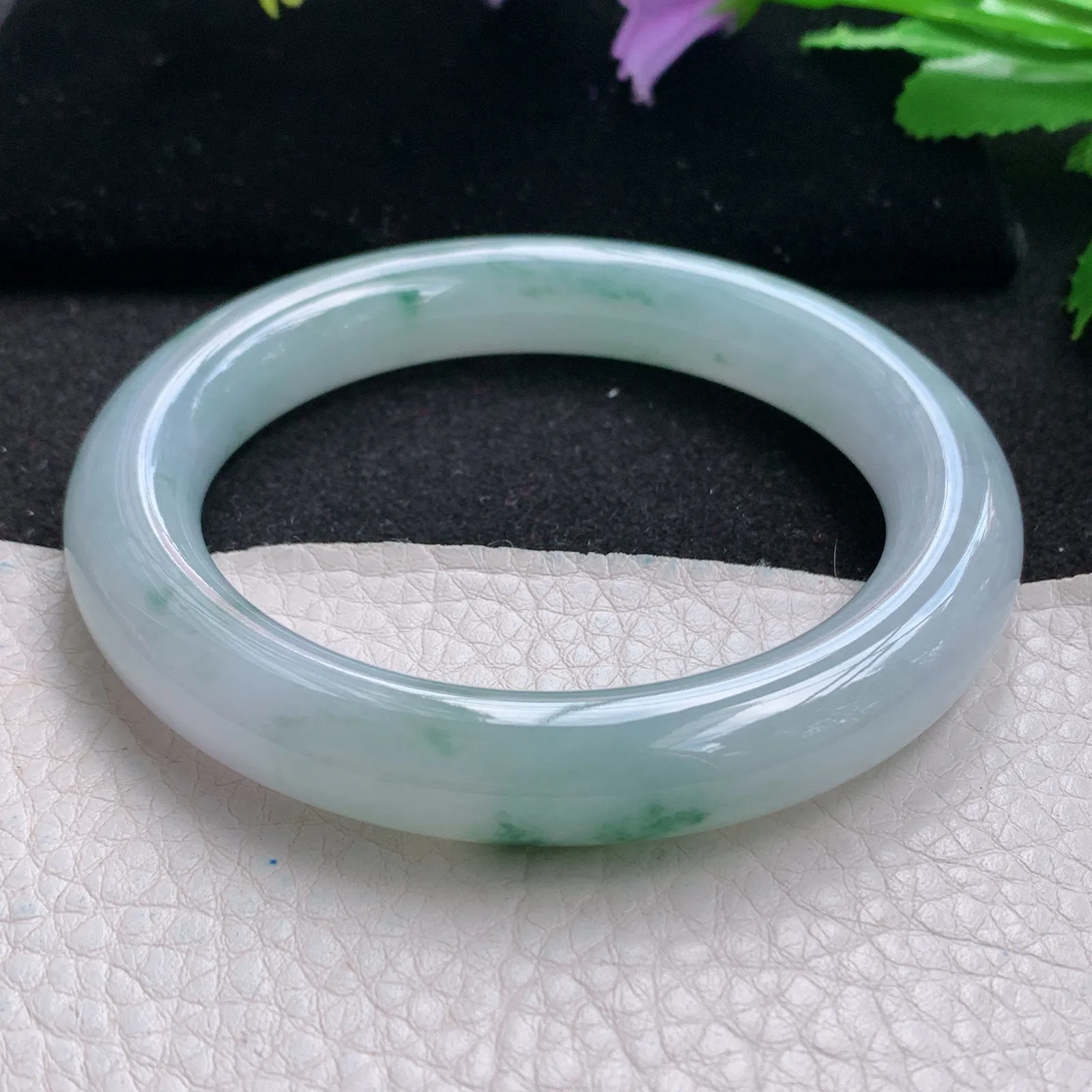 xh自然光57.5*11美人镯 缅甸翡翠a货玉手镯冰胶水灵飘花圆条玉手环 平安镯