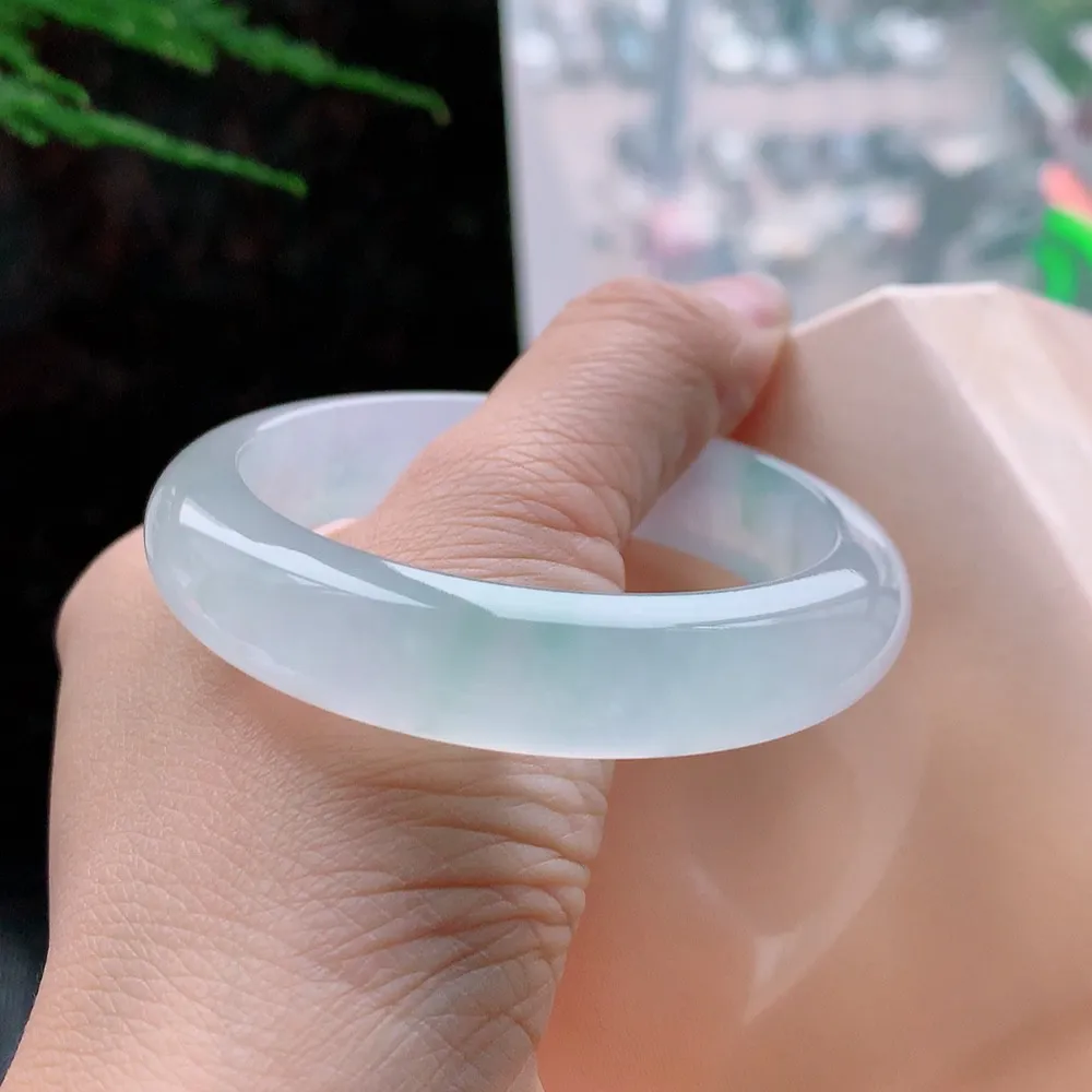 正圈冰玻阳绿 微冰丝线 尺寸:51.2/12.7/8.3 荧光闪闪🥰🥰