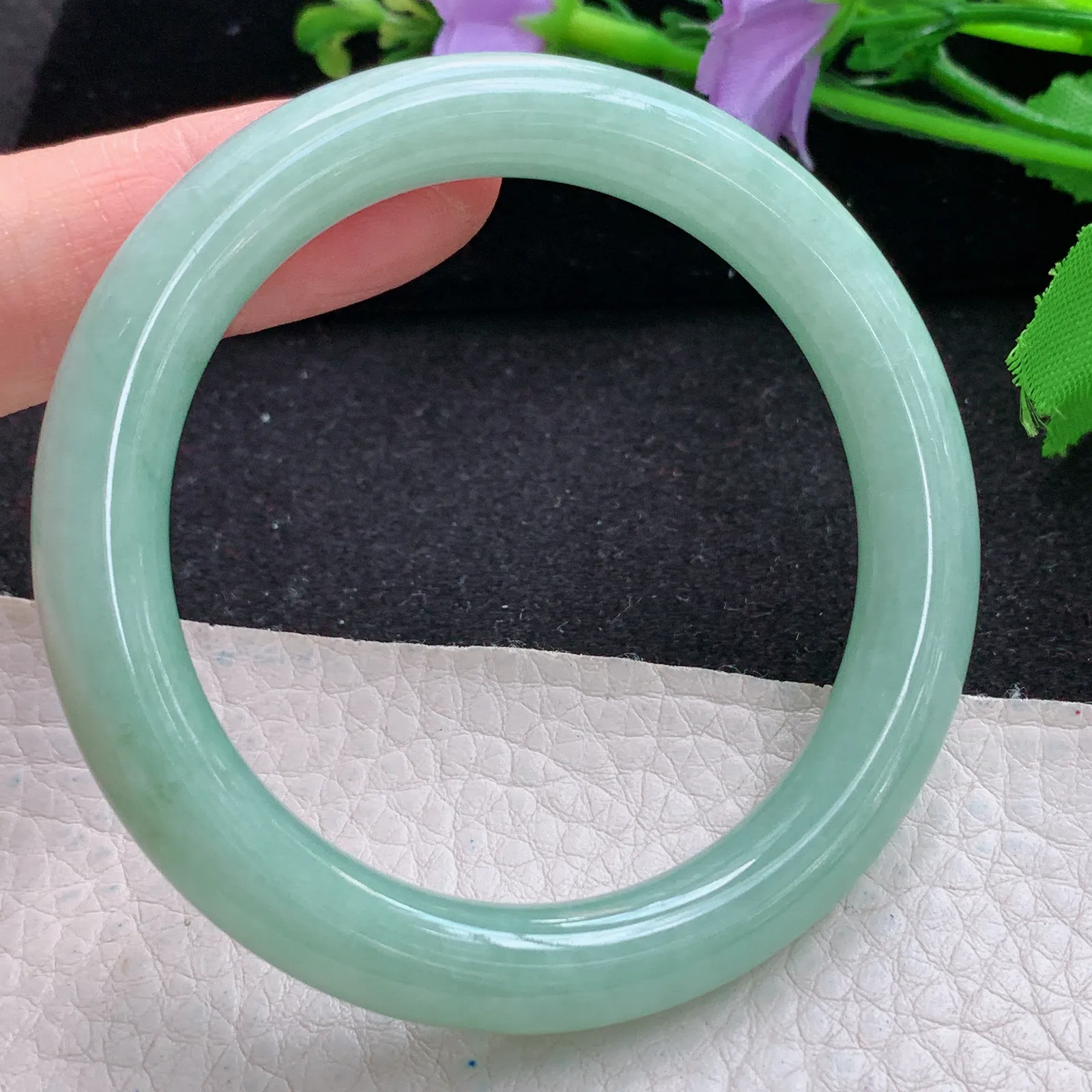 n小圈口52*8.7叮当镯 缅甸翡翠玉手镯水绿绿秀气圆条玉手环 美人镯