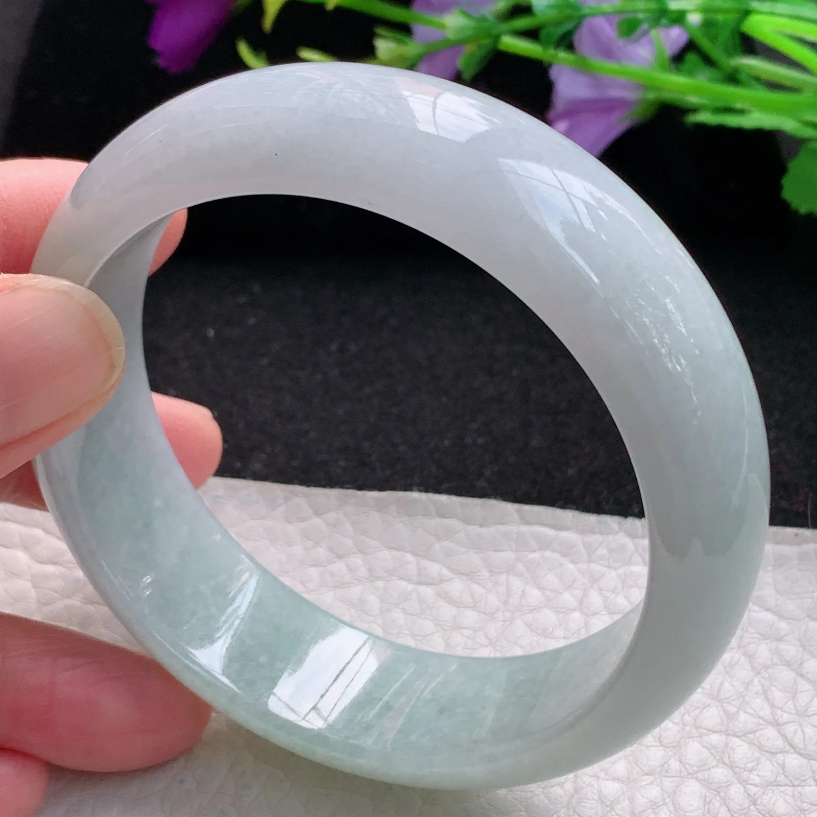 js自然光59.5*18.6*8轮胎镯 缅甸翡翠玉手镯清新大气宽边玉手环 平安镯