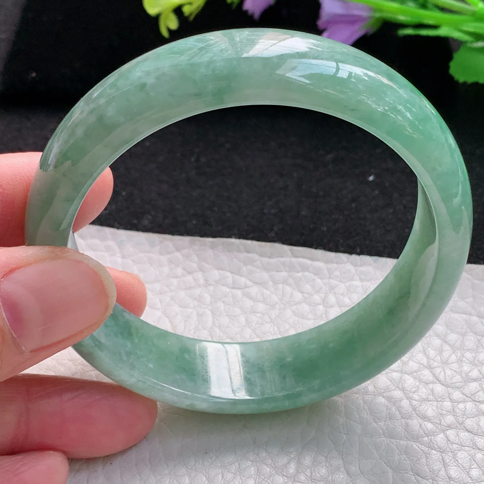 js自然光59*16.5*7轮胎镯 缅甸翡翠玉手镯满绿大气宽边玉手环 平安镯